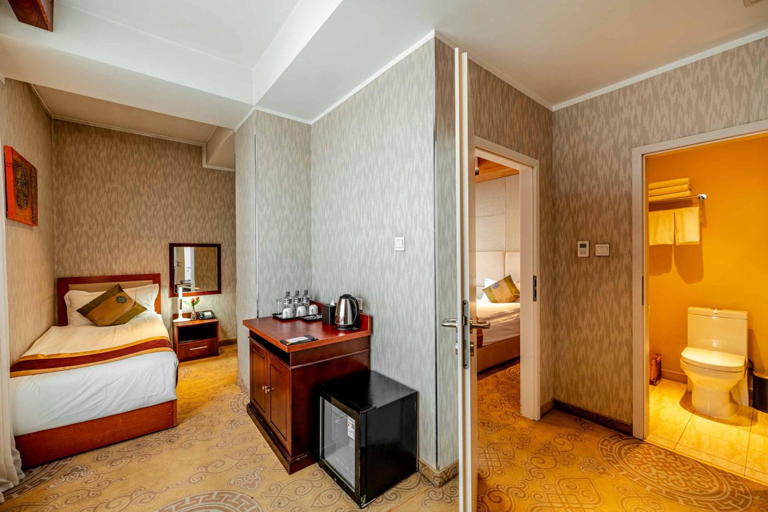 Standard Triple Room photo 2