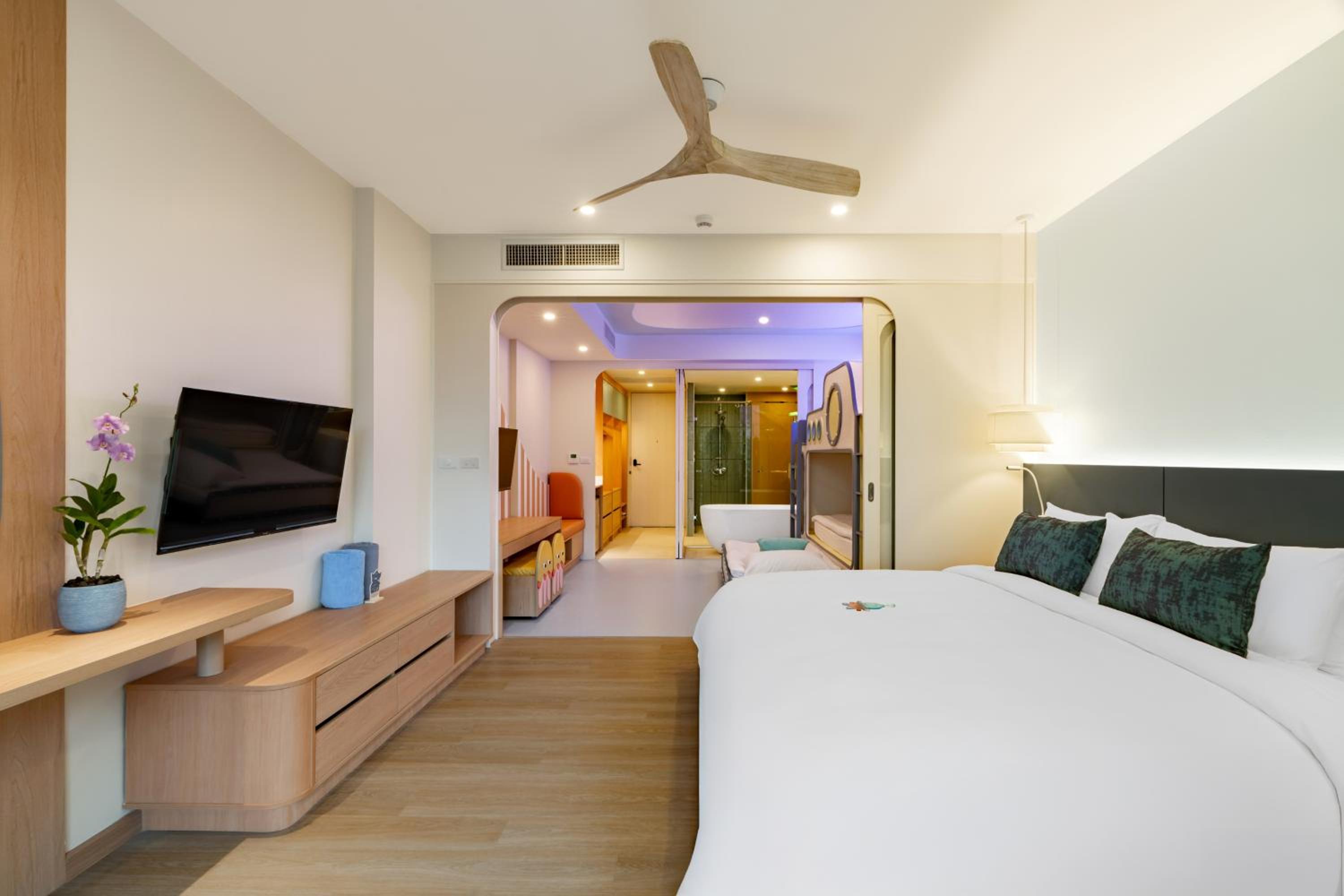 Pool Access Family (Vhari Wing) - Photo 1