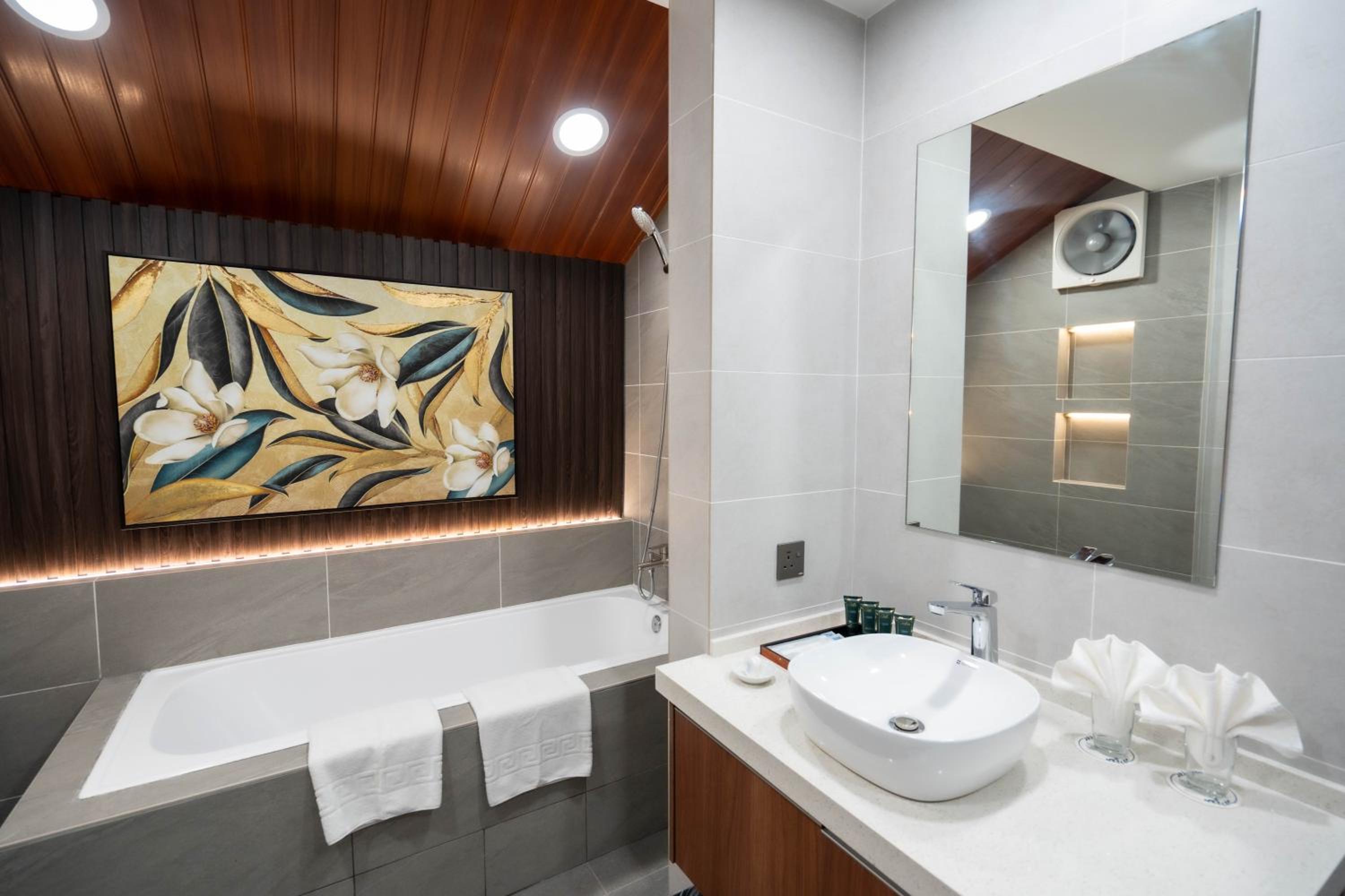Seri Lembayung Suite