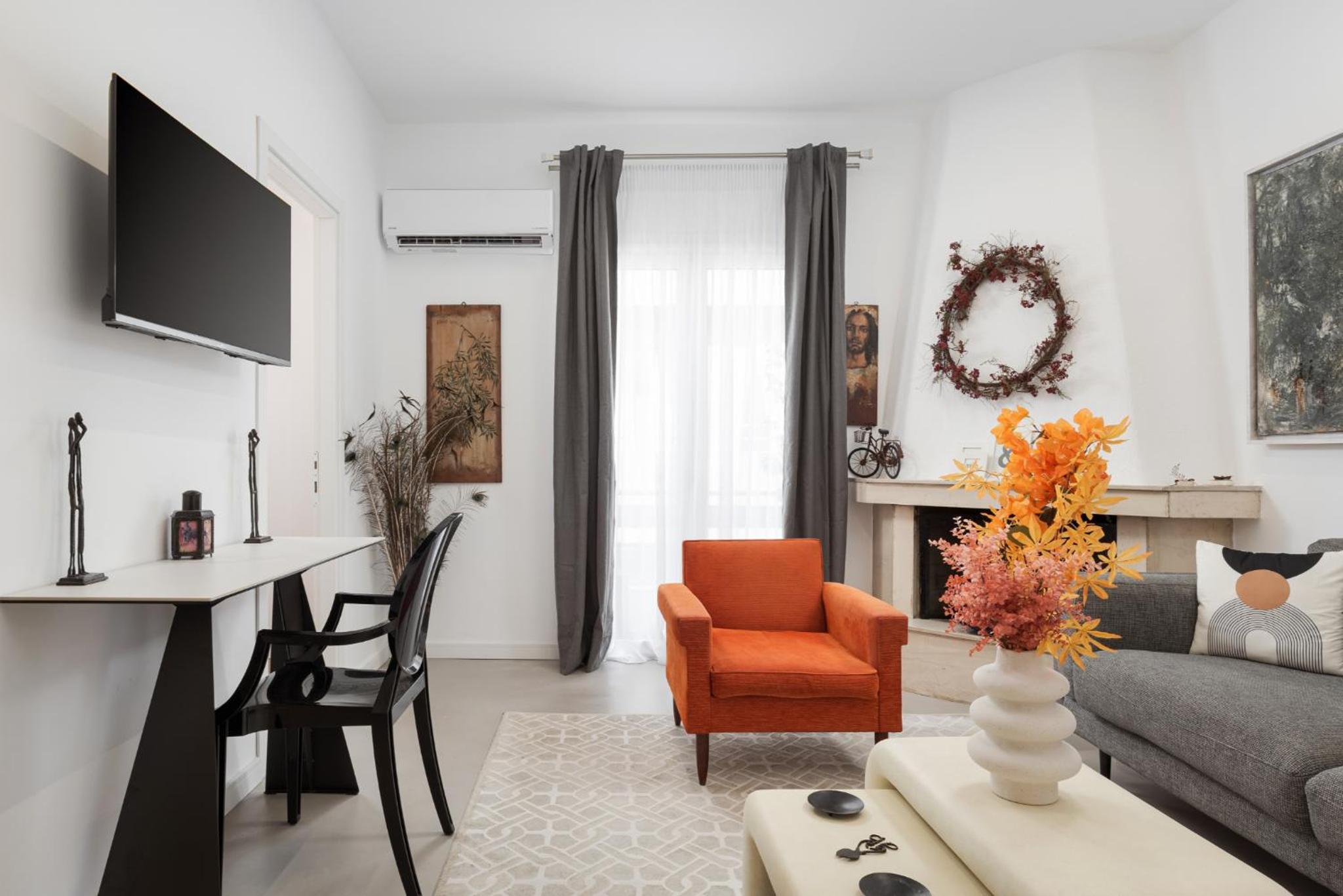Two-Bedroom Apartment with City View photo 3