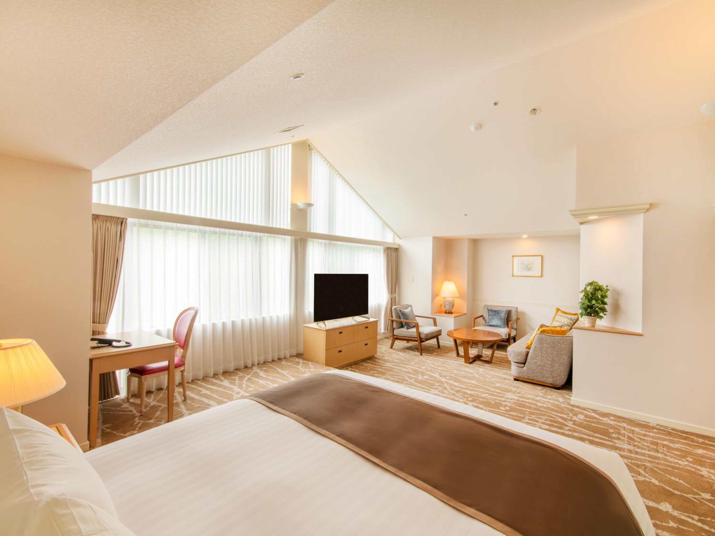 Junior Suite-Mountain Side for 2 people - Non-Smoking - Photo 1