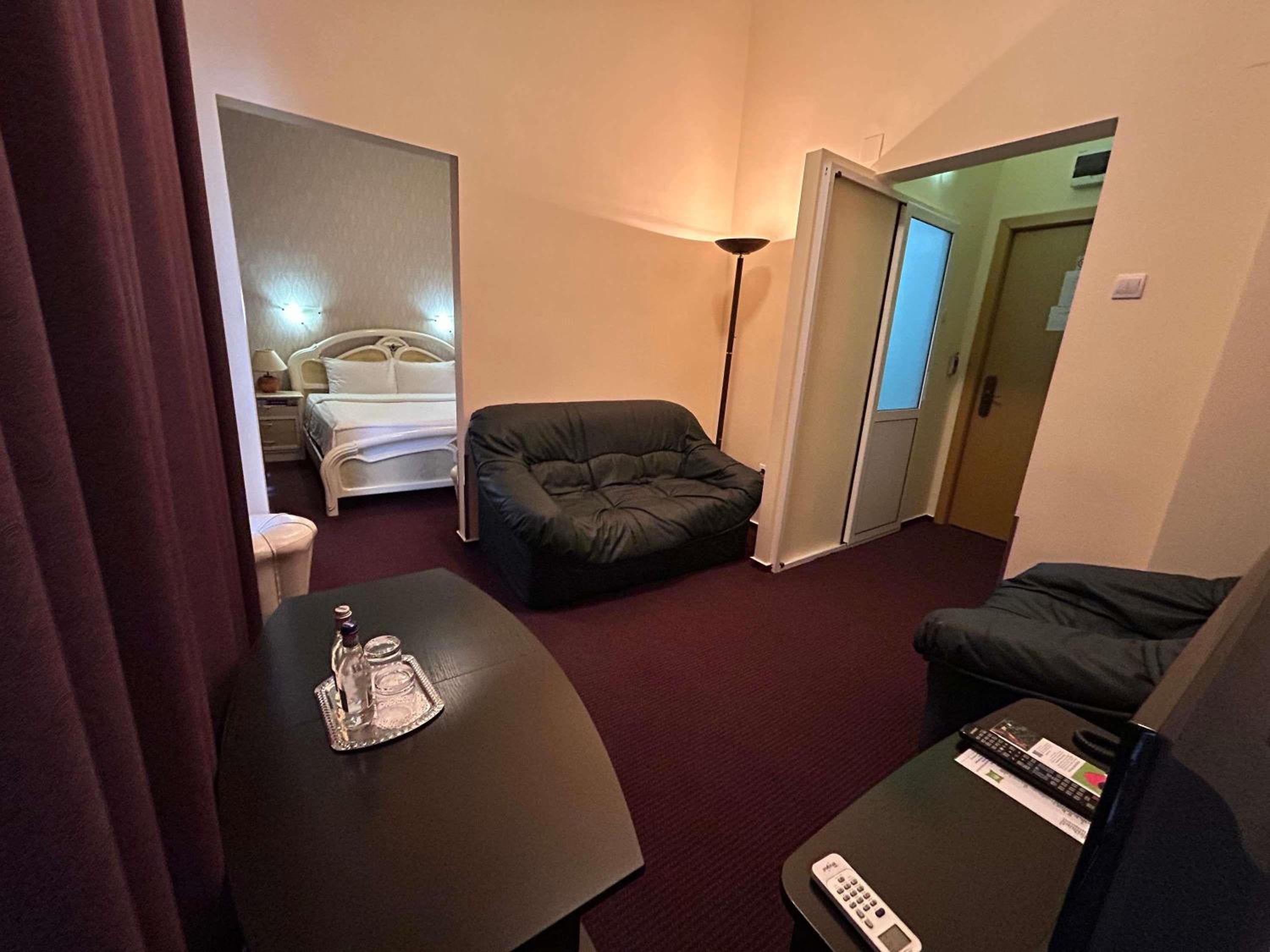Suite with One Double Bed photo 3