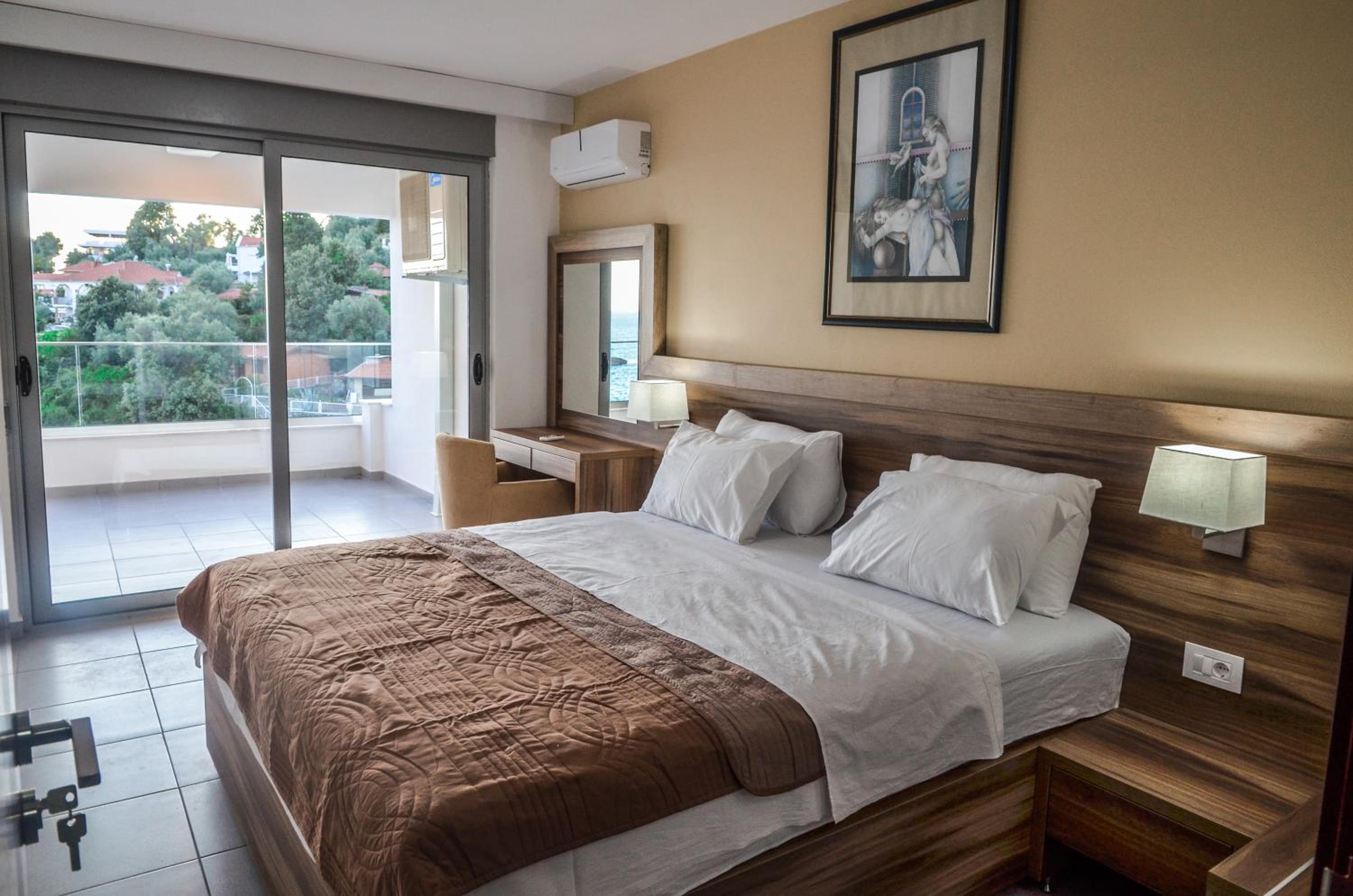 Suite with Sea View