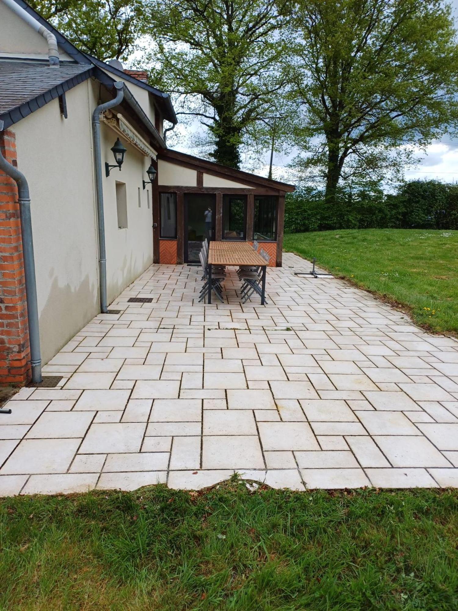 Villa photo 2