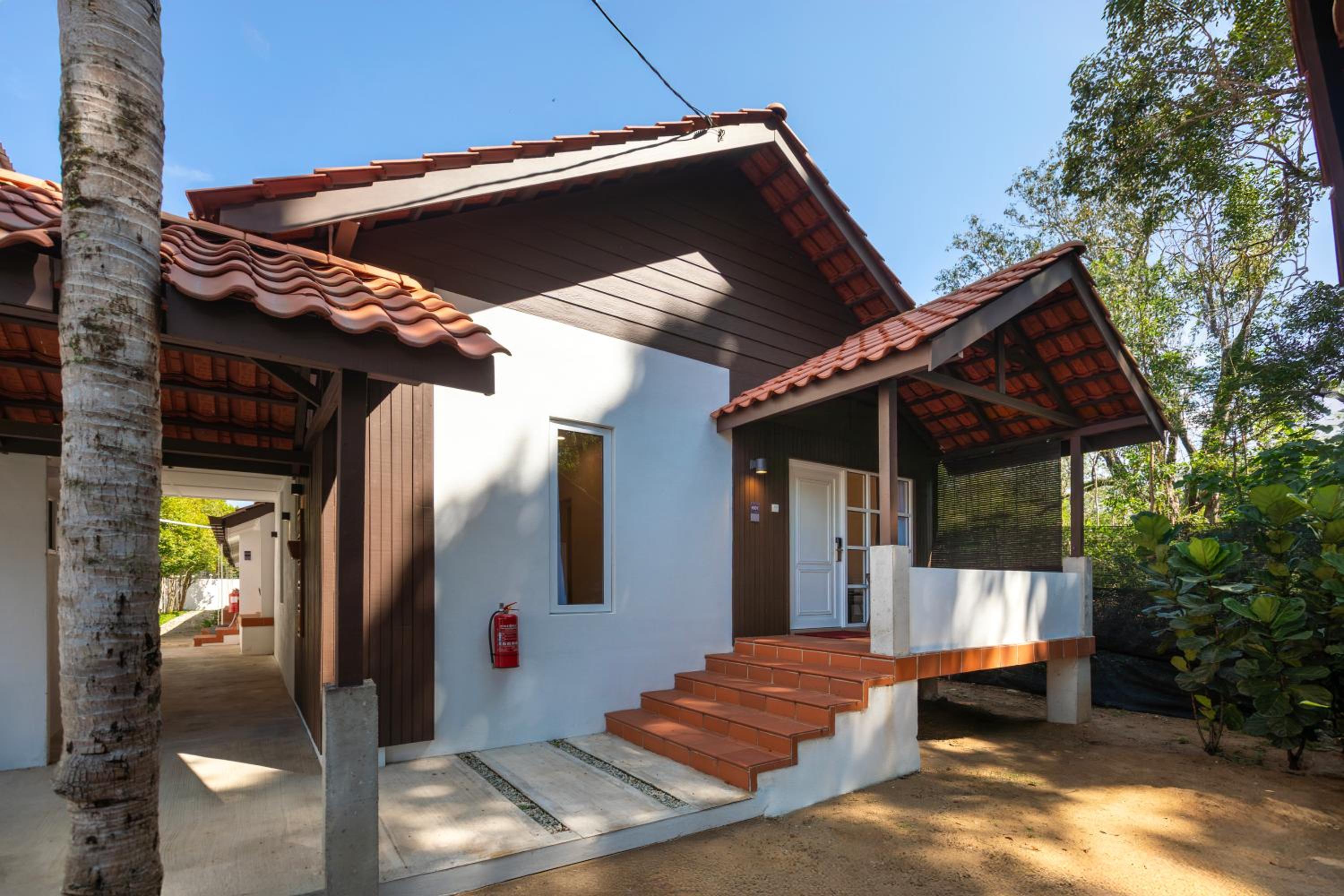 Courtyard Family Chalet  - Photo 6
