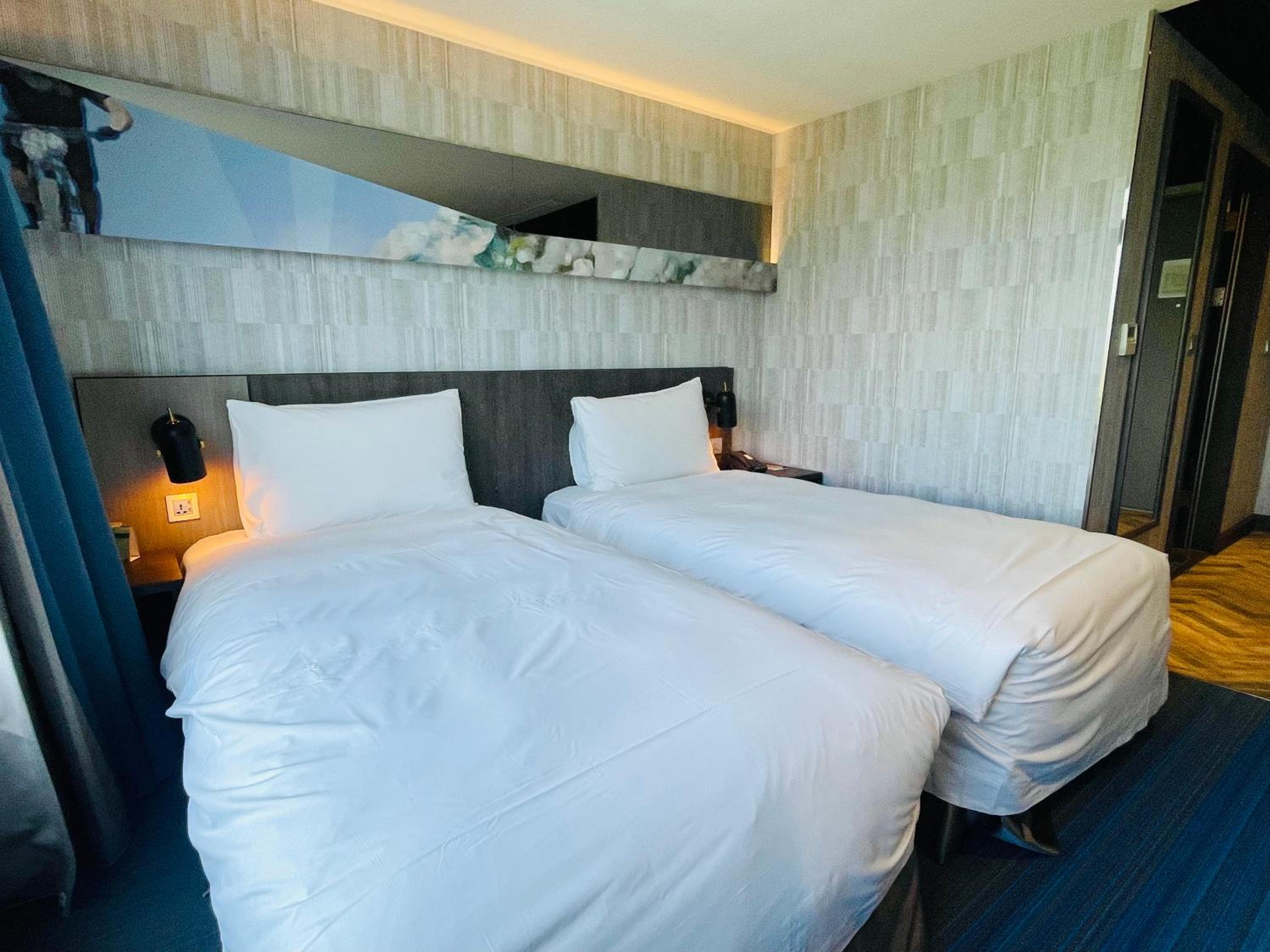Superior Twin Room - Photo 3