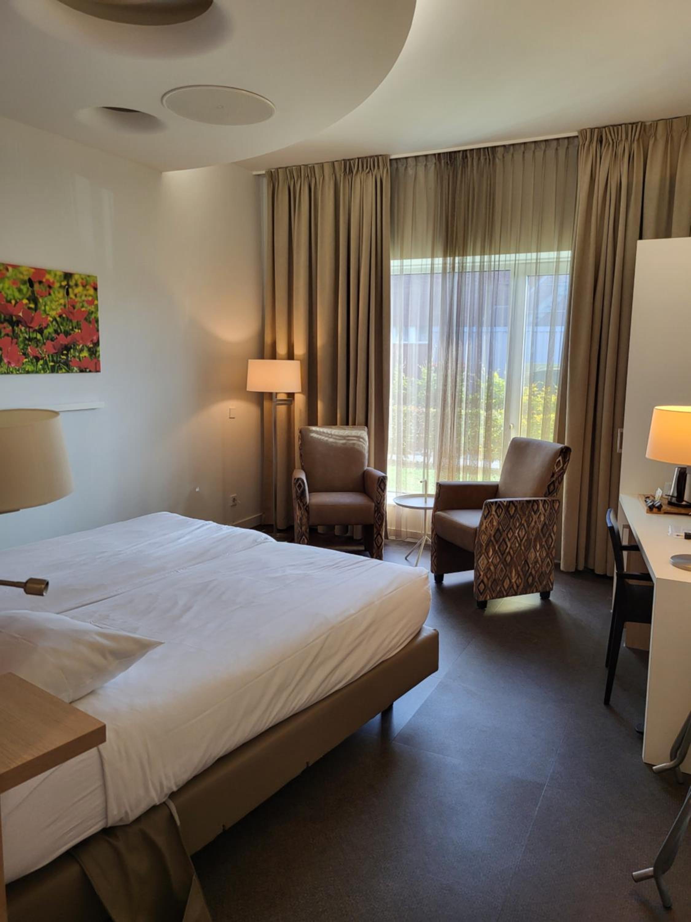 Deluxe Twin Room photo 2
