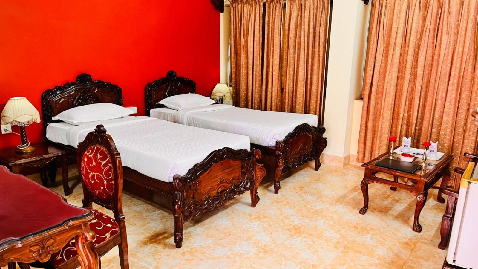Deluxe Suite