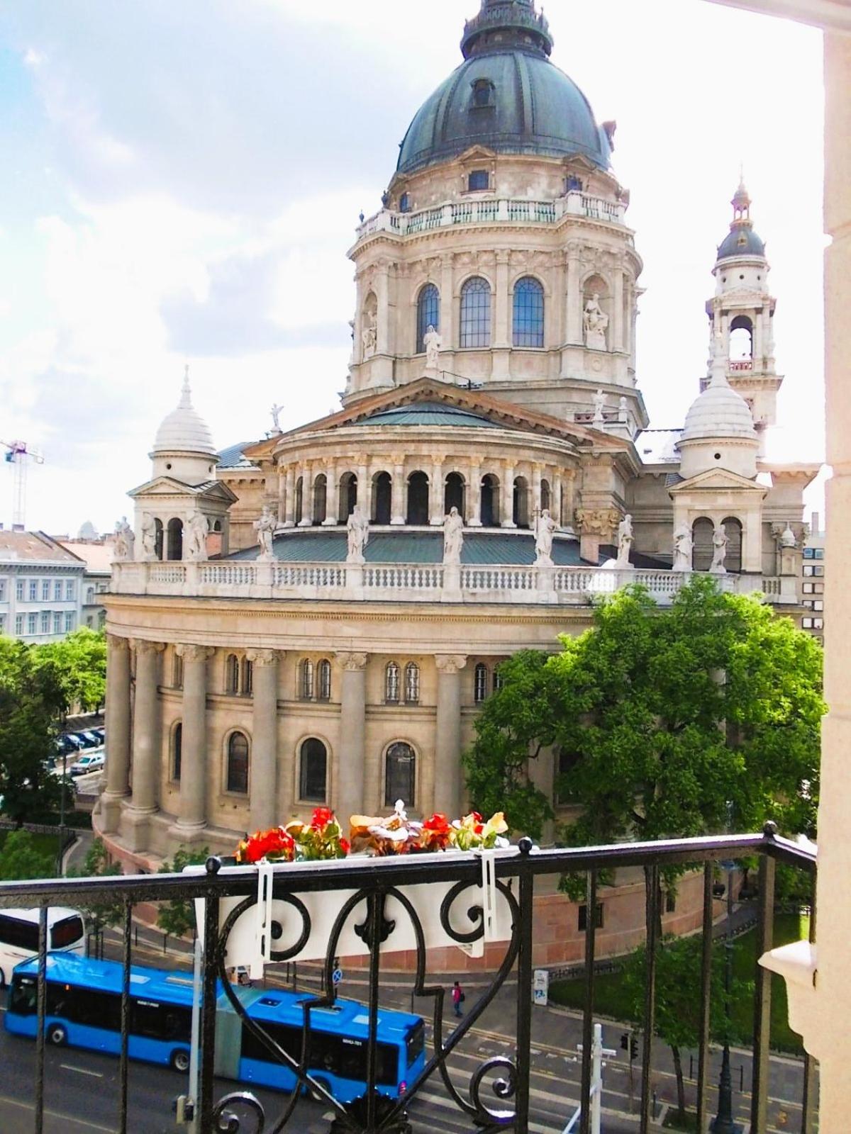 Apartment with View and Balcony
