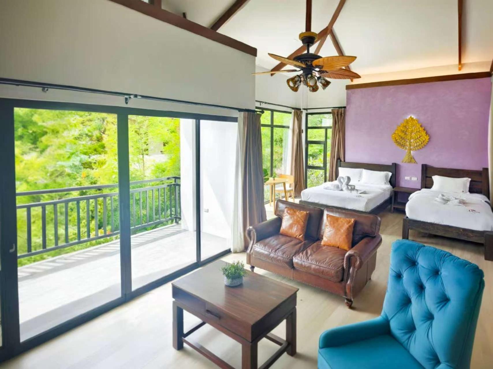 One-Bedroom House photo 1