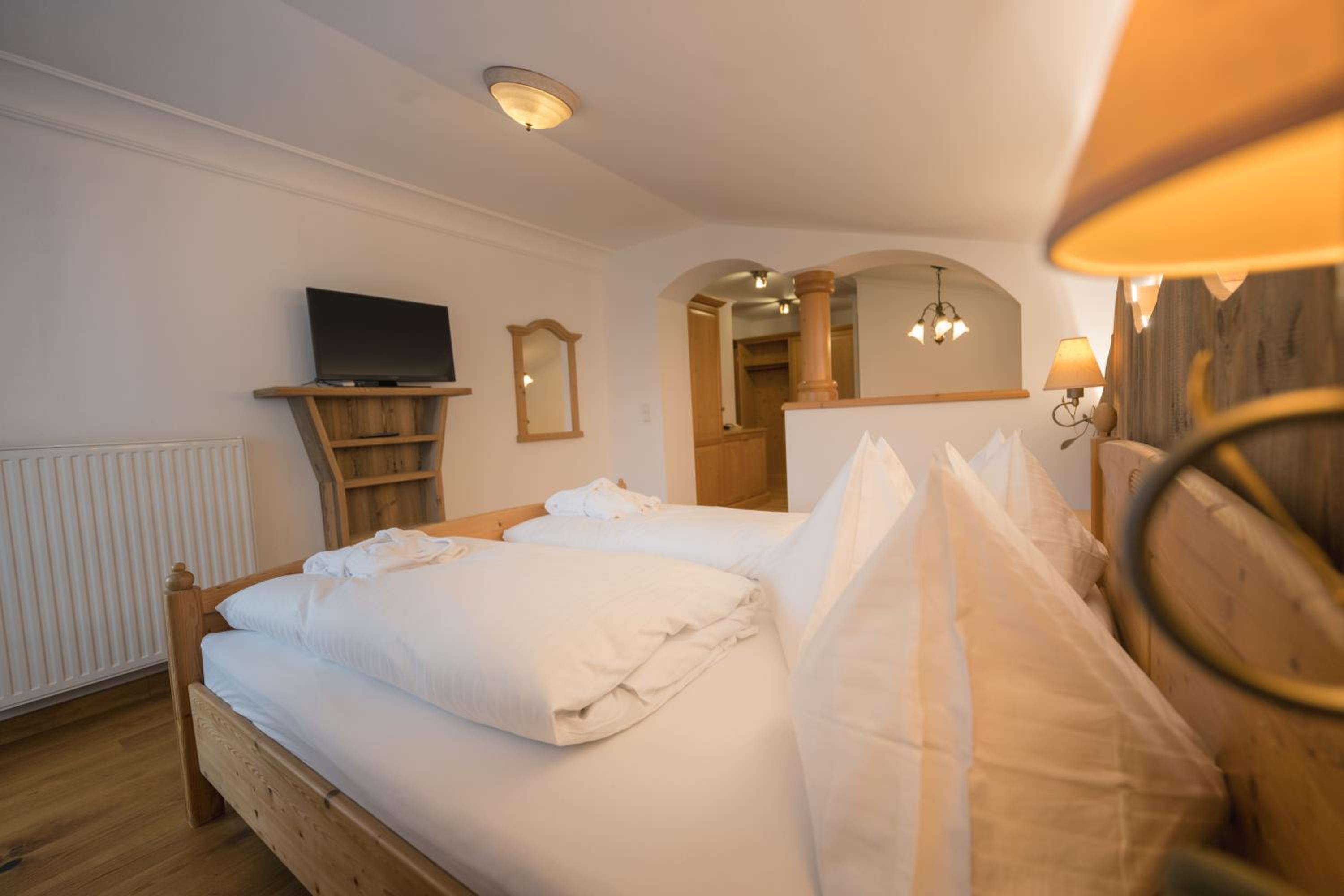 Standard Double Room photo 2