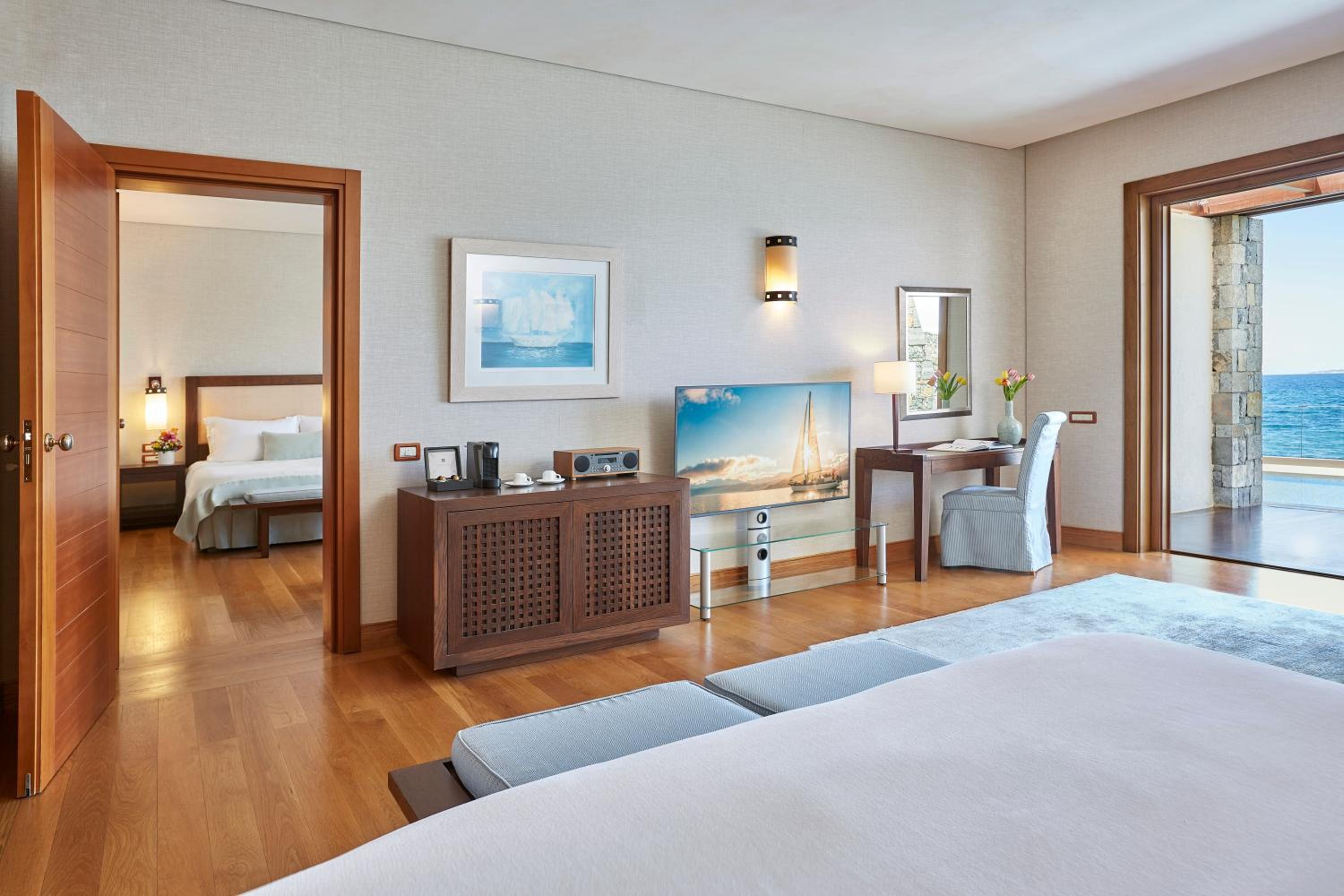 Family Room with Sea View