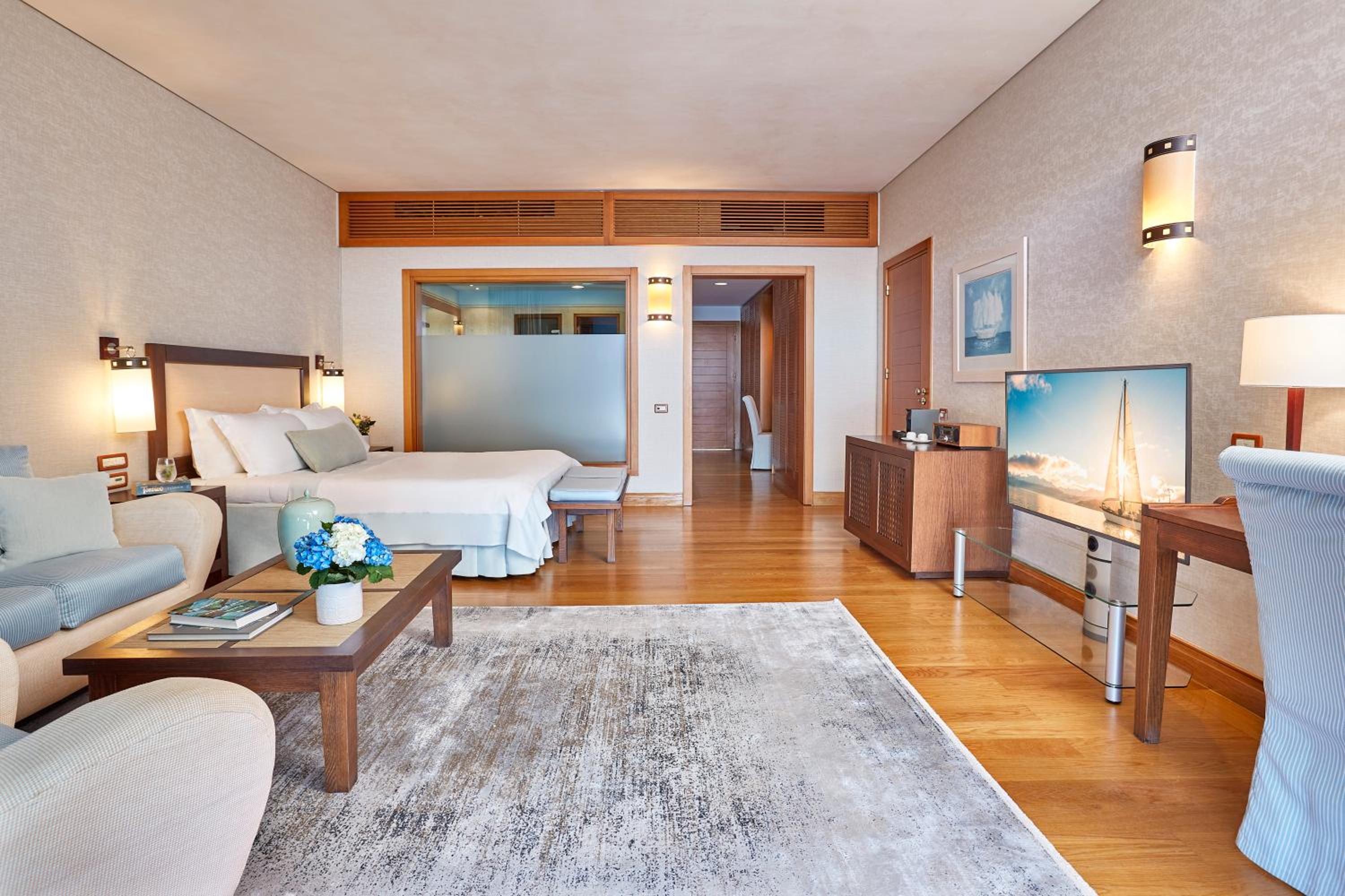 Family Room with Sea View photo 3