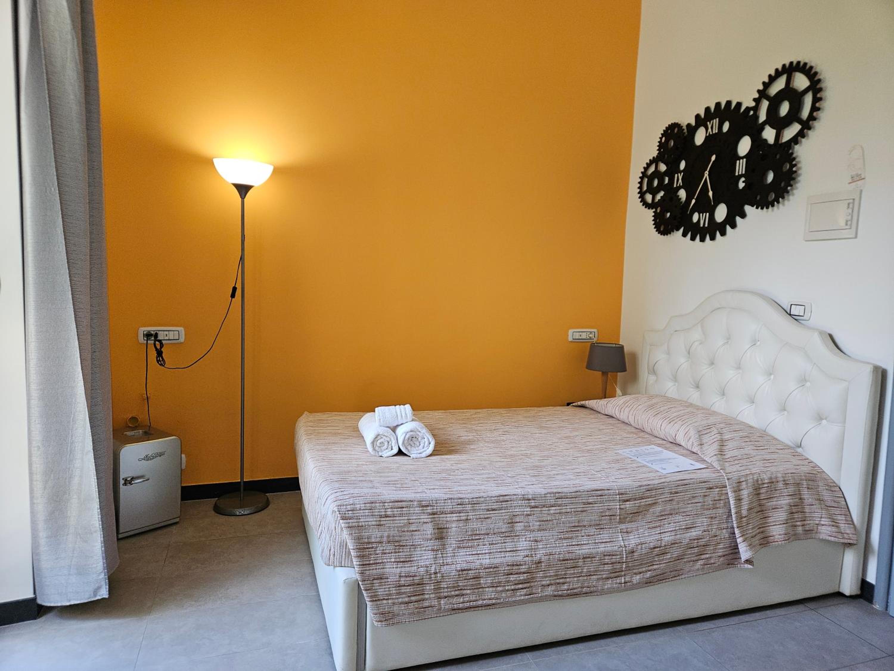 Large Single Room