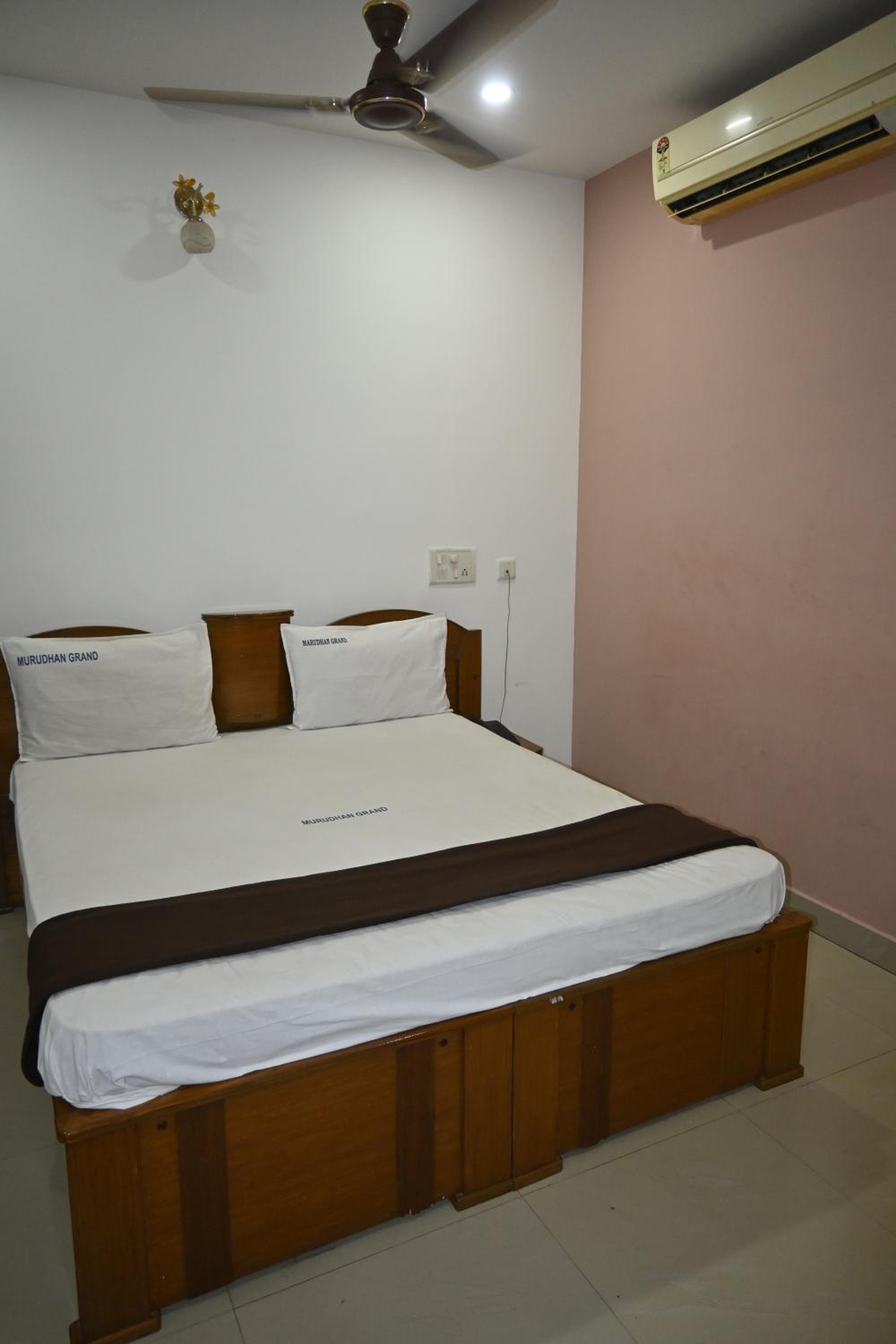 Double Room - Photo 1