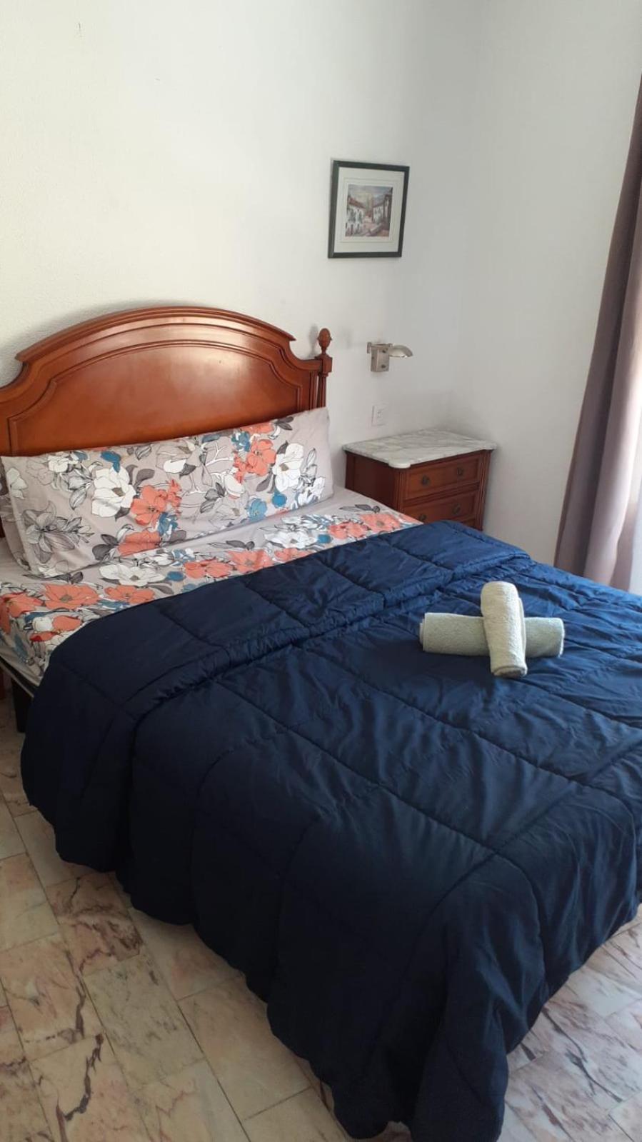 Budget Double Room - Photo 2
