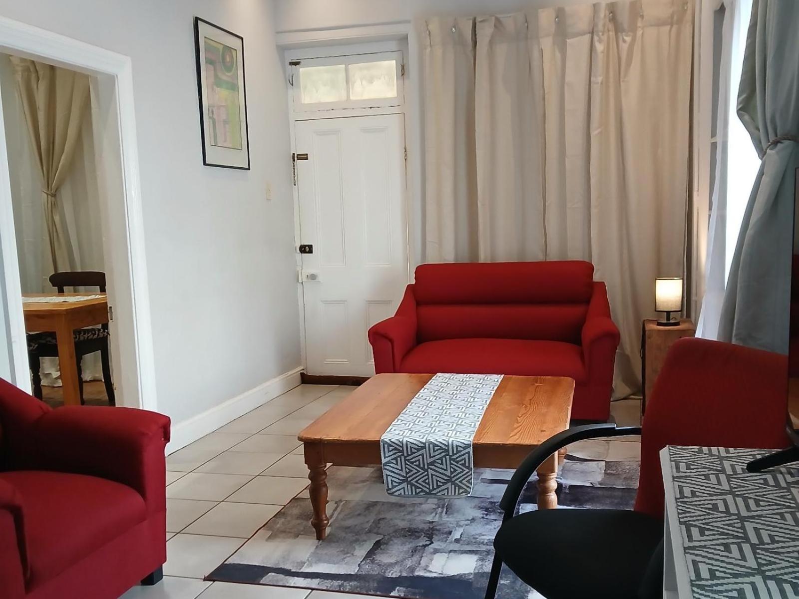 Deluxe Two-Bedroom Apartment with Garden View
