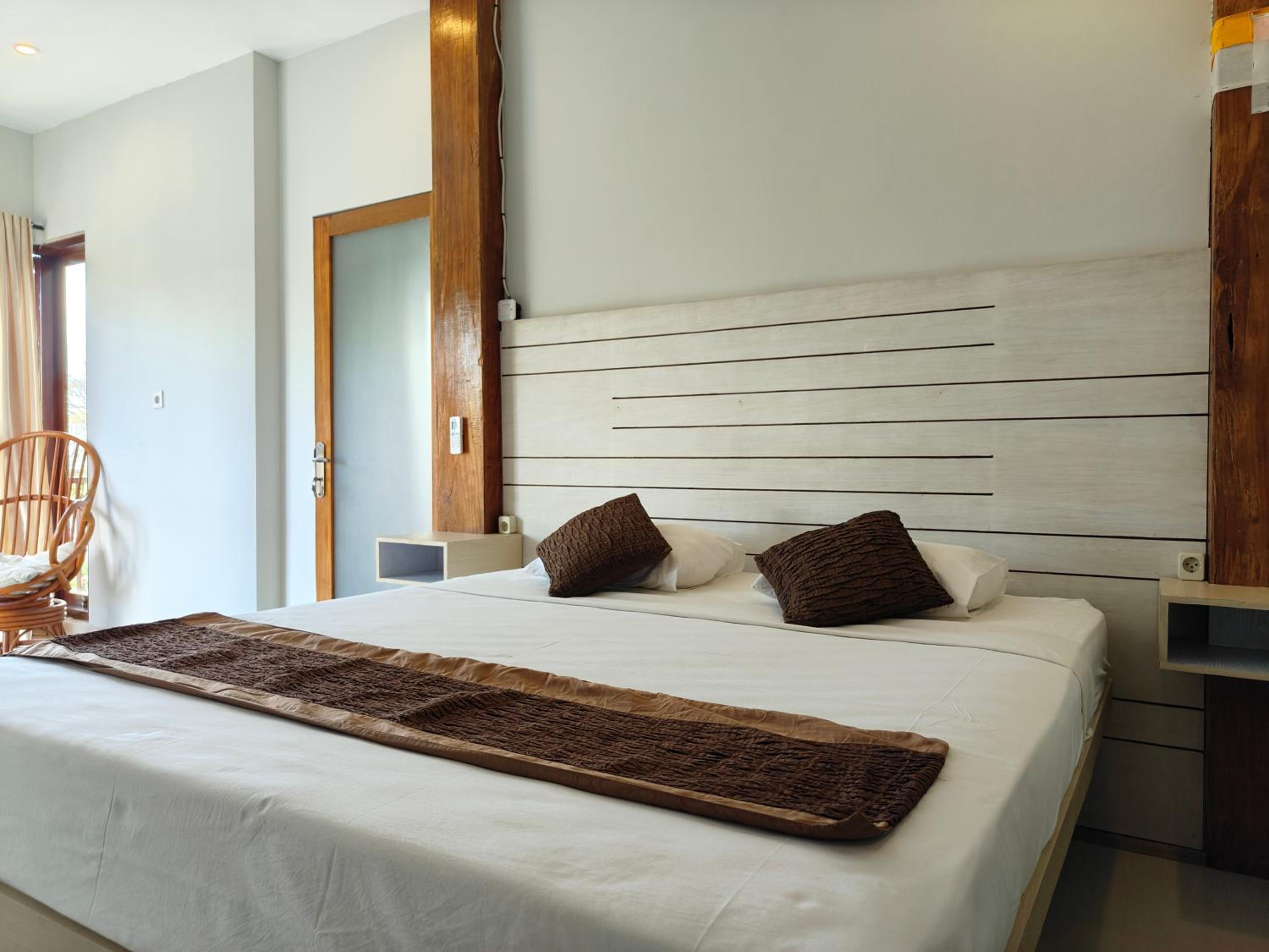 Deluxe Double Room with Shower