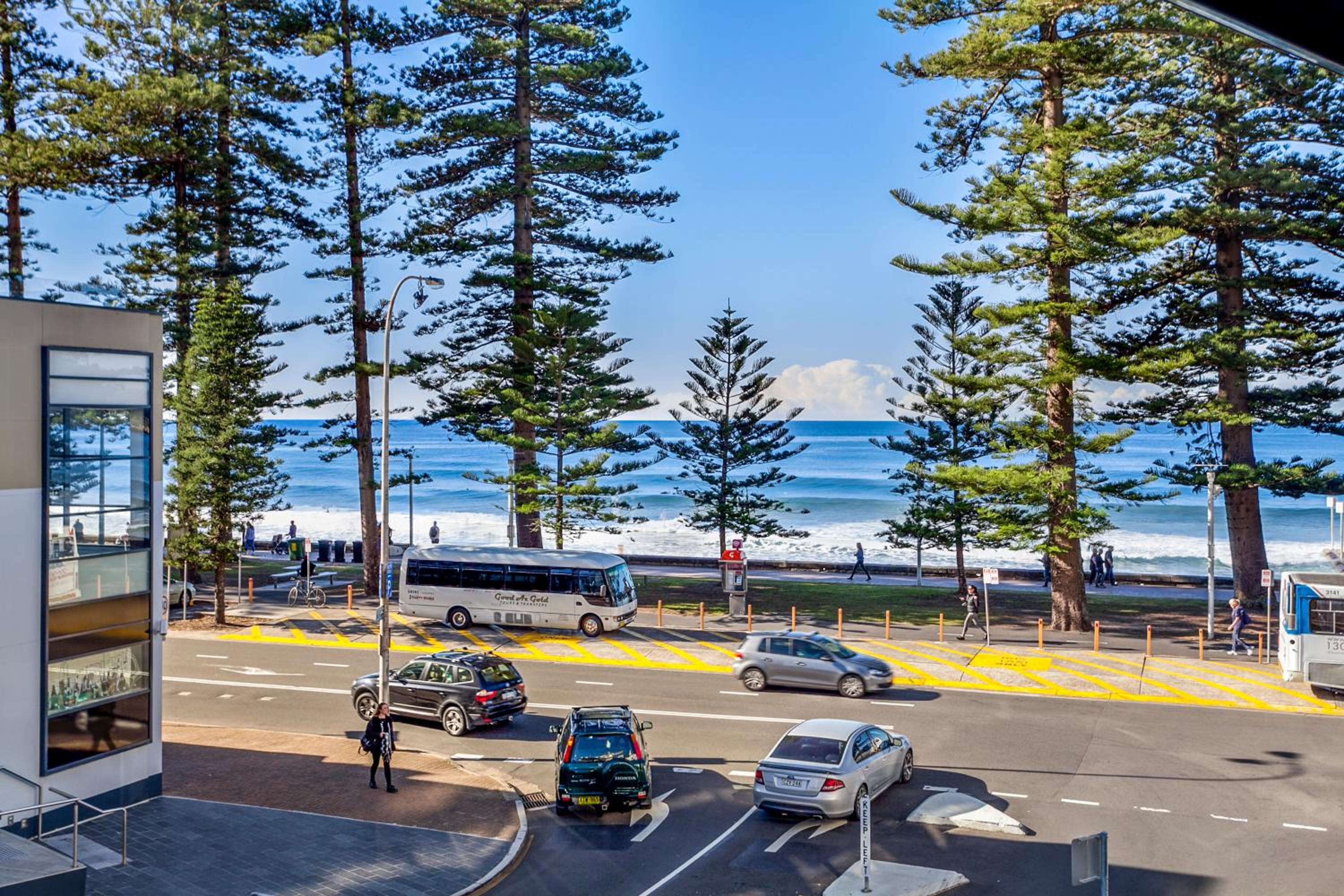 Motel Queen and Single Beach View