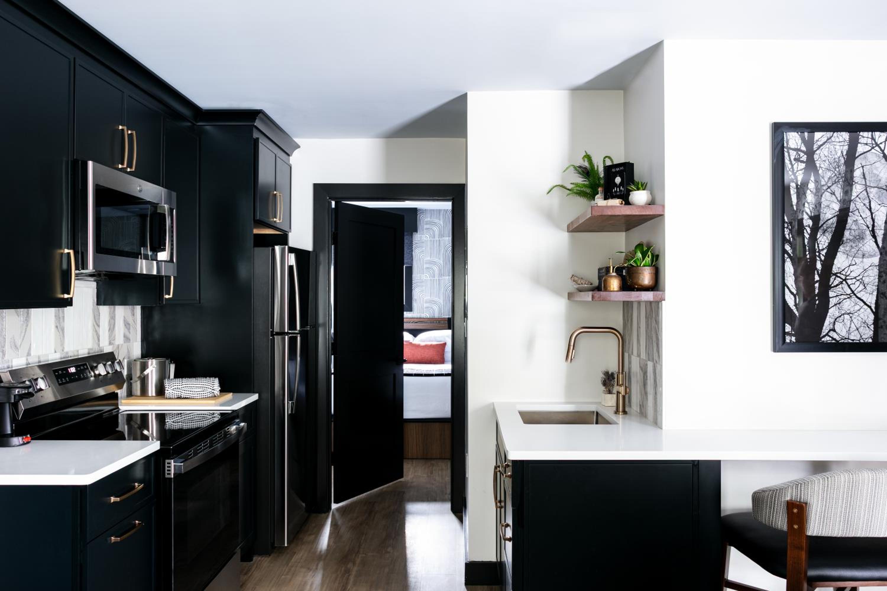 One-Bedroom Suite