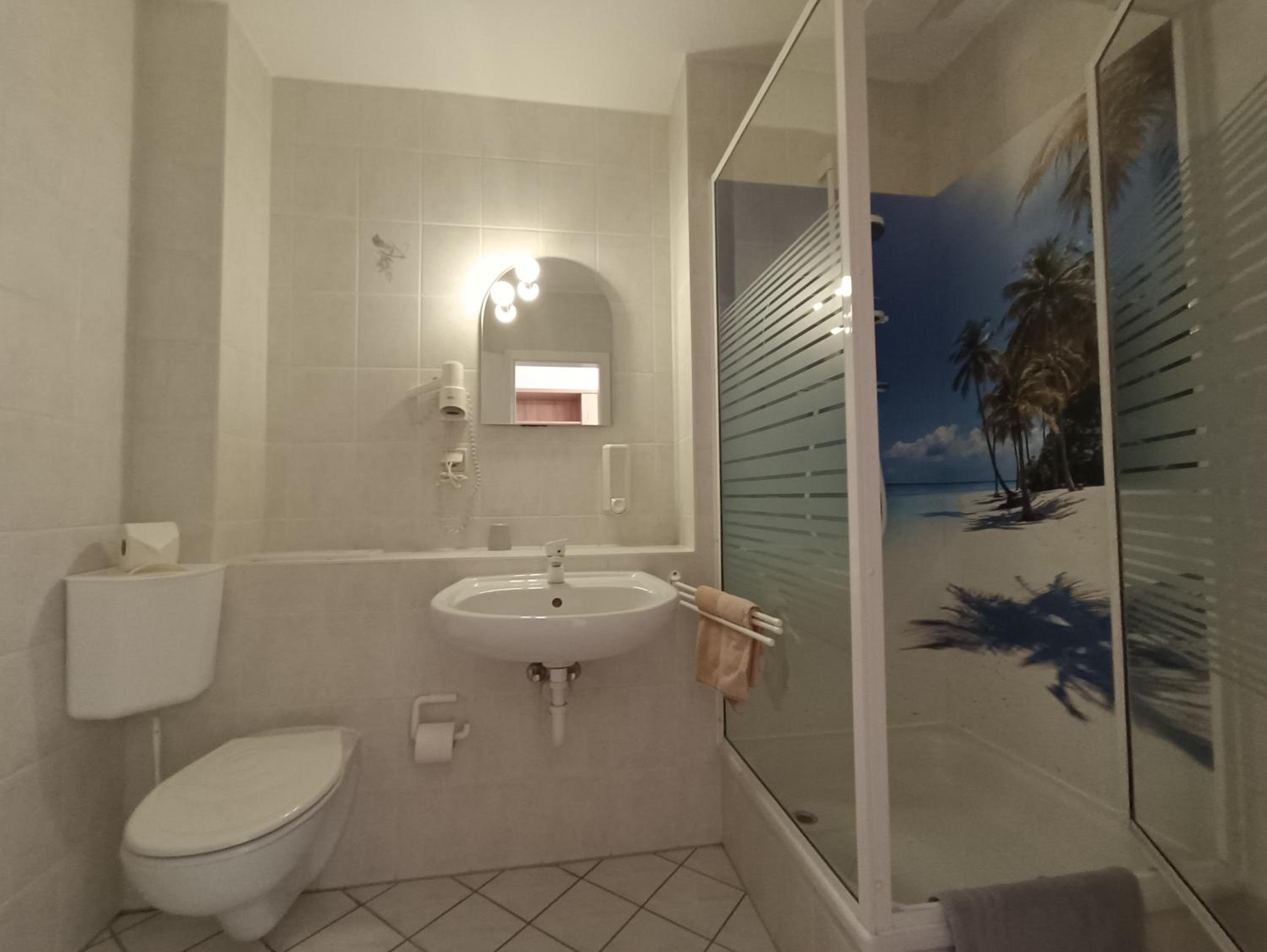 Basic Triple Room - Photo 3