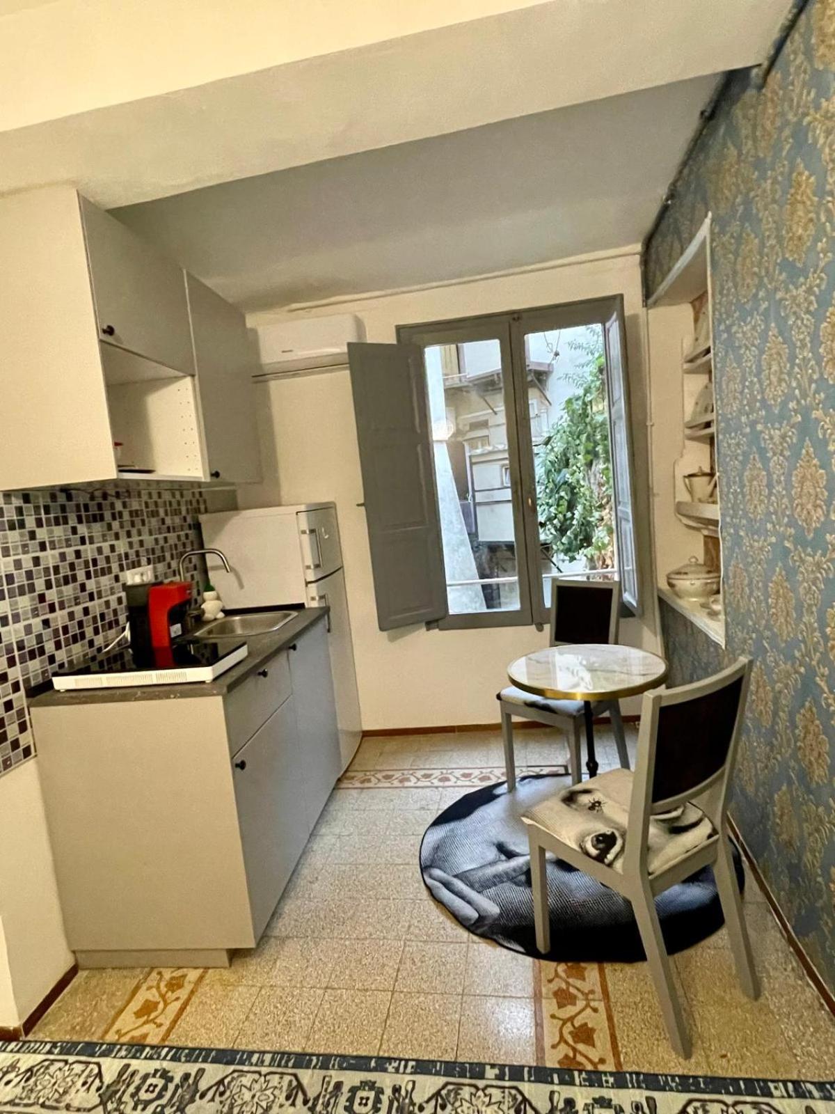 One-Bedroom Premium Apartment photo 2