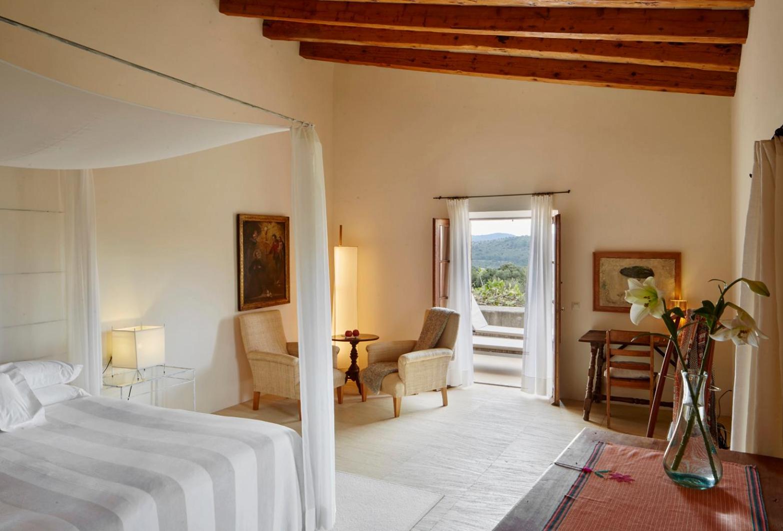 Junior Suite with Garden View