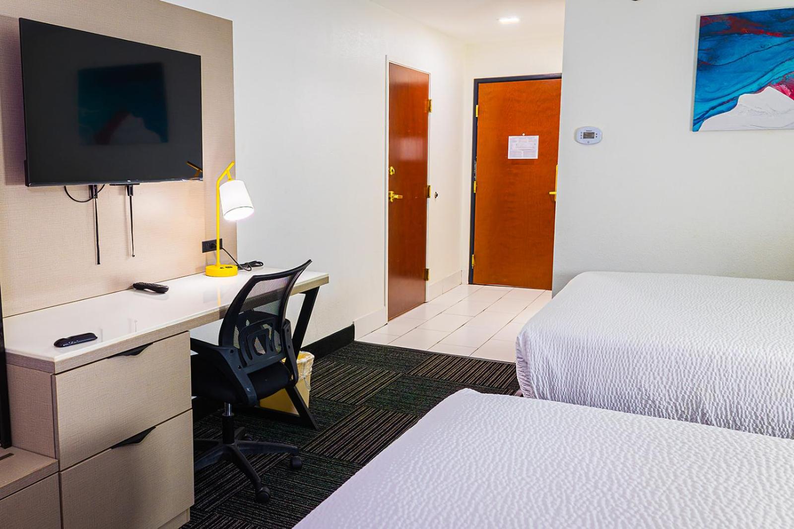 Queen Room with Three Queen Beds - Non-Smoking