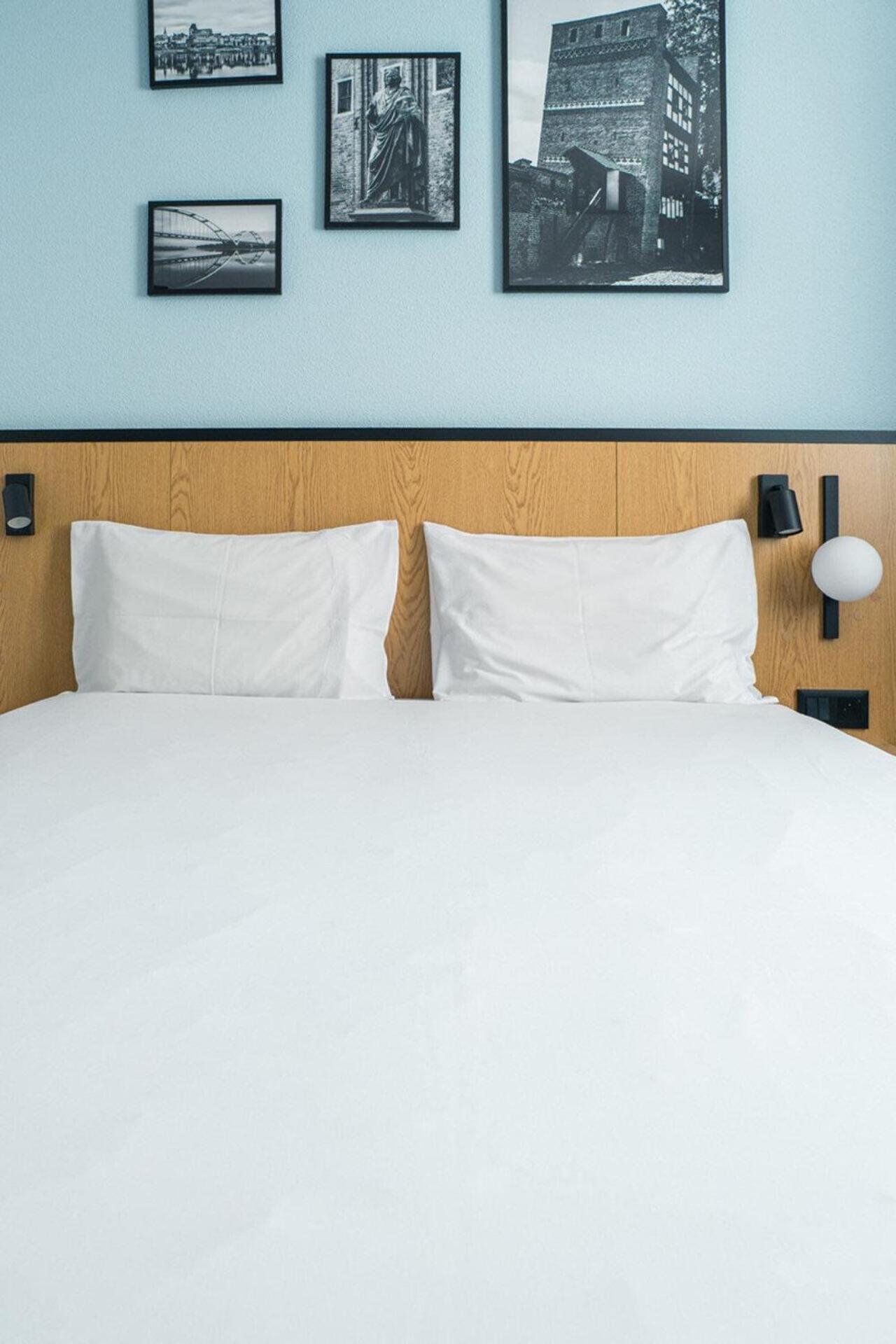 Premium Double Room - Photo 6