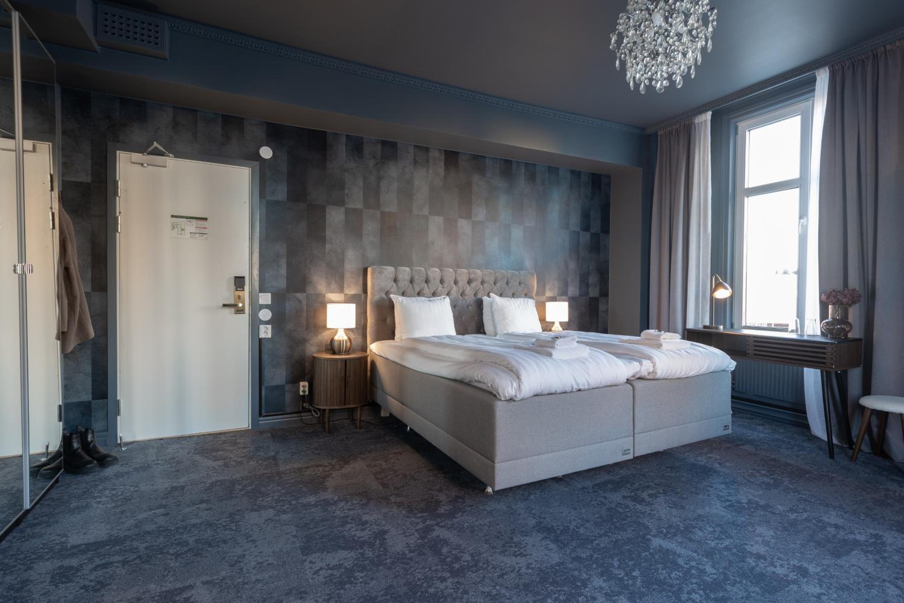 Suite with City View