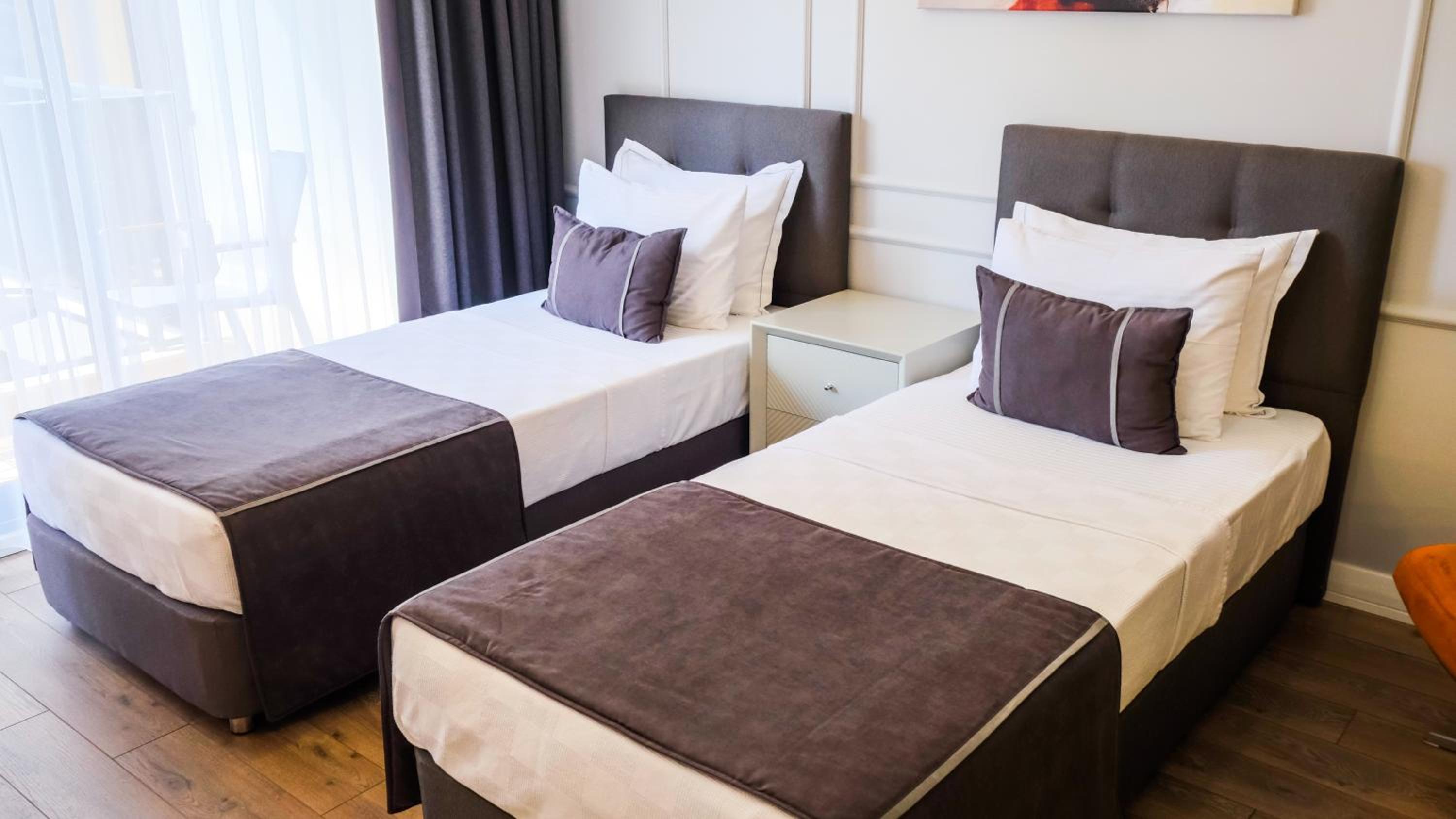 Standard Twin Room photo 2