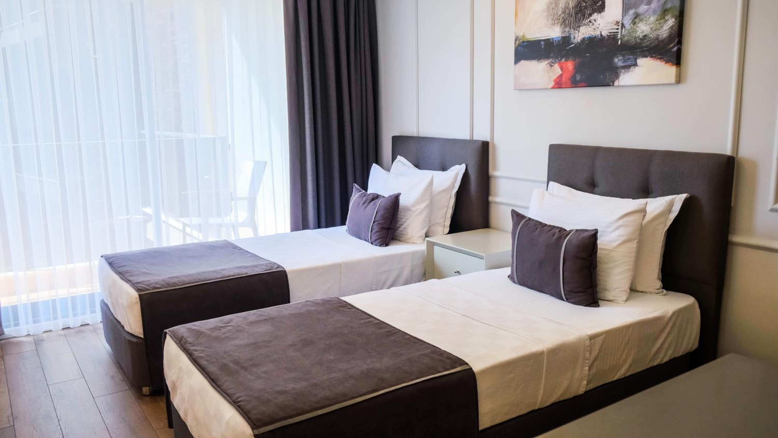 Standard Twin Room photo 3