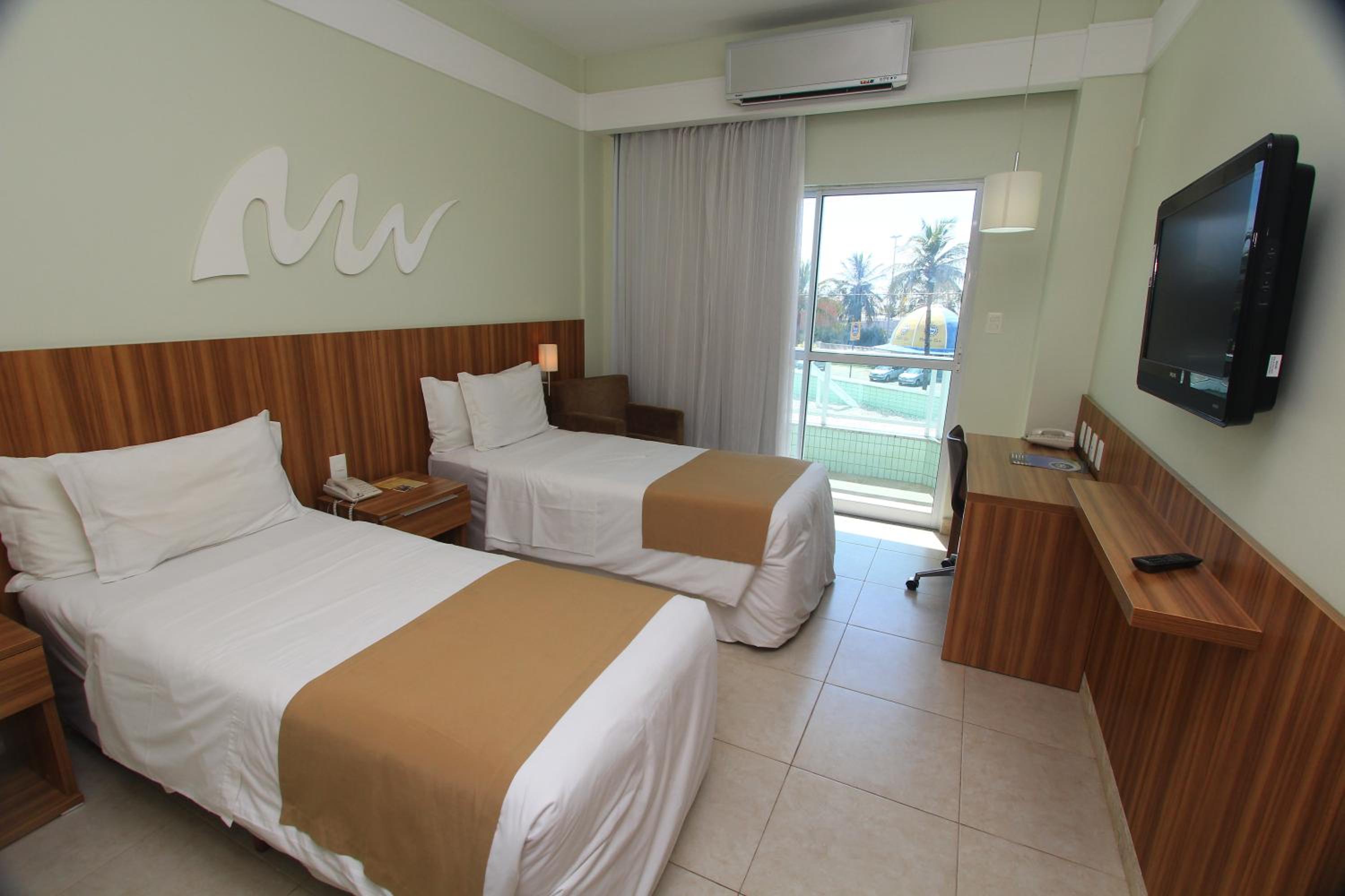 Twin Room - Photo 2
