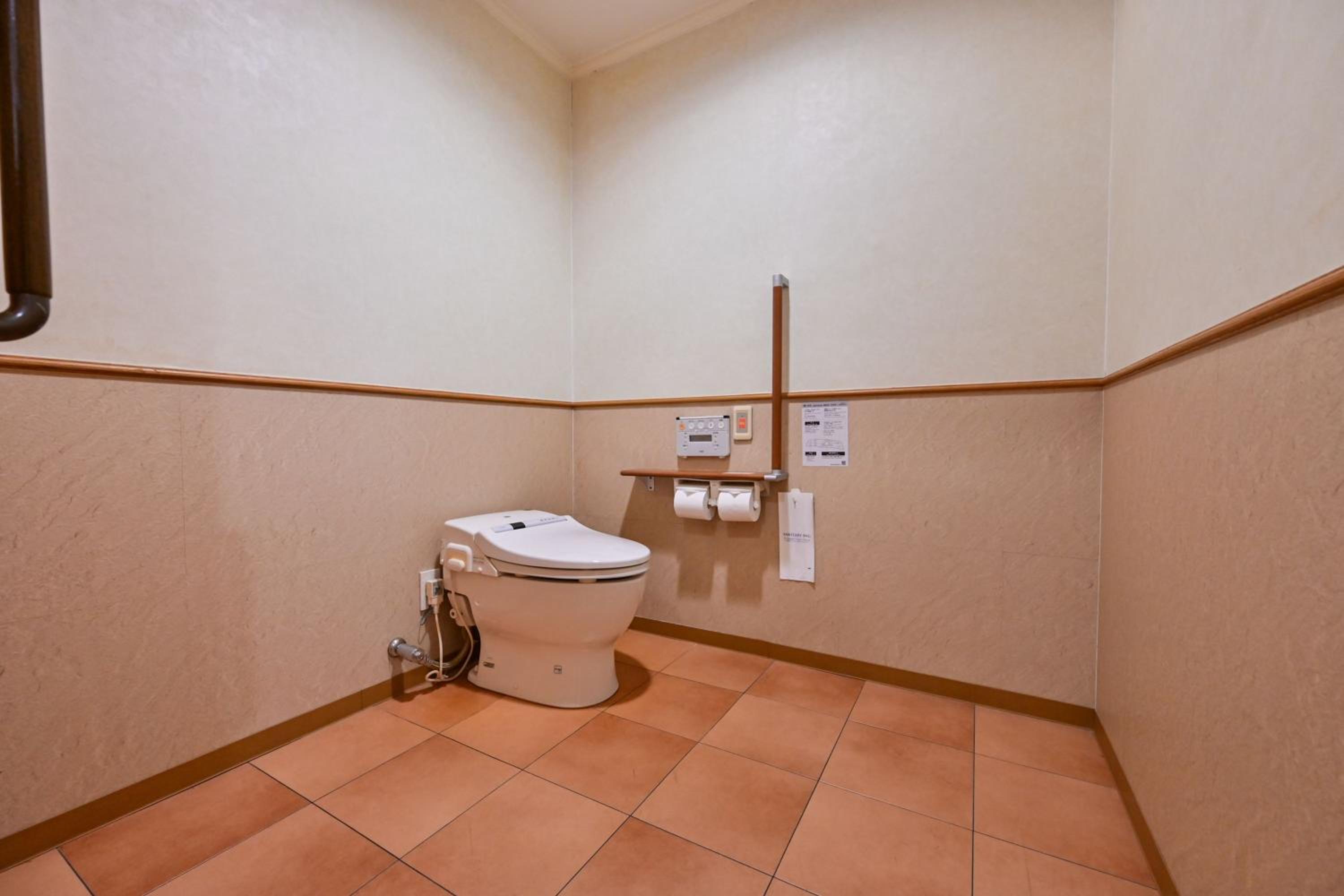 Suite with Japanese-Western Style Room - Non-Smoking photo 2