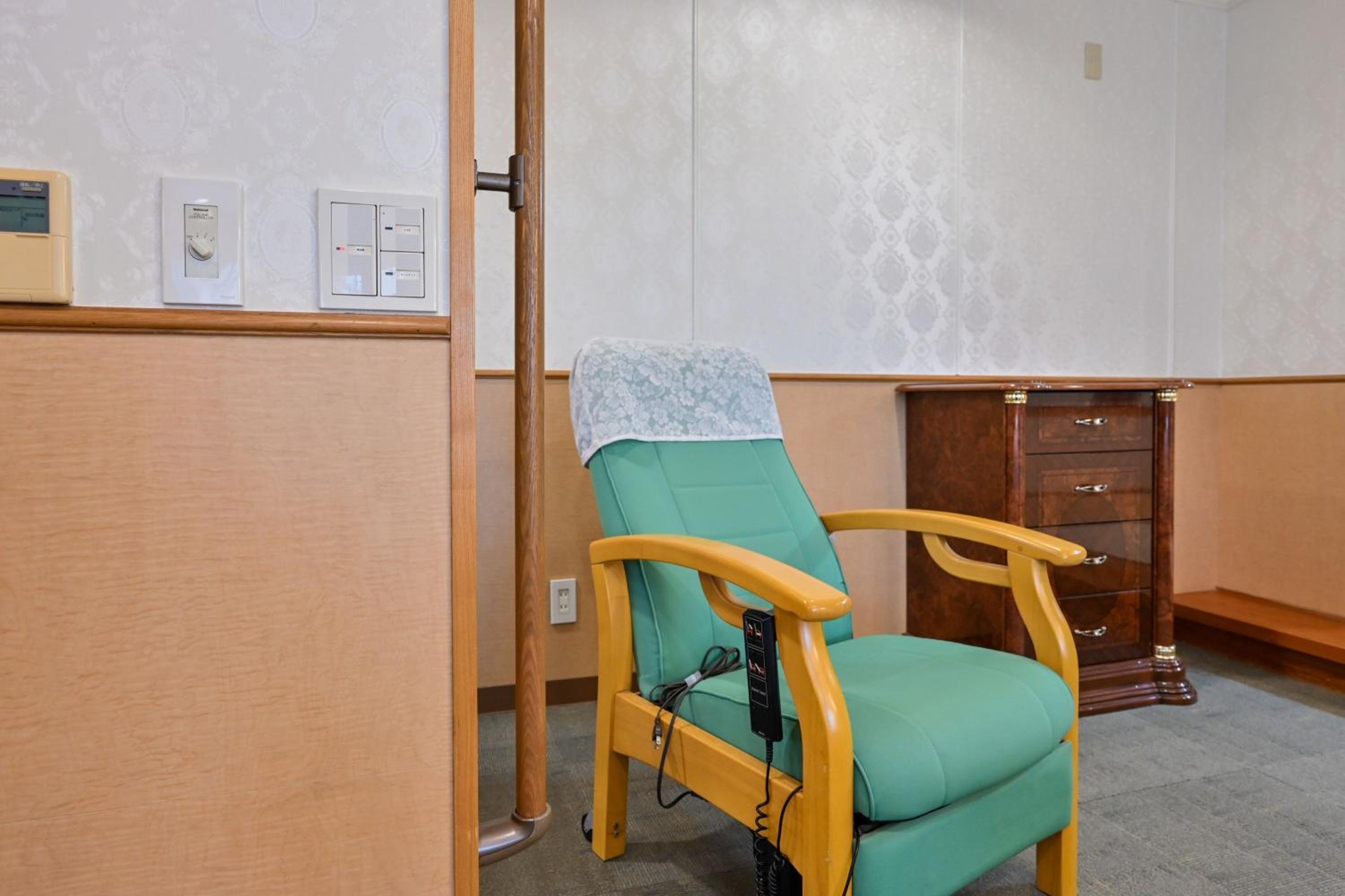 Suite with Japanese-Western Style Room - Non-Smoking photo 3