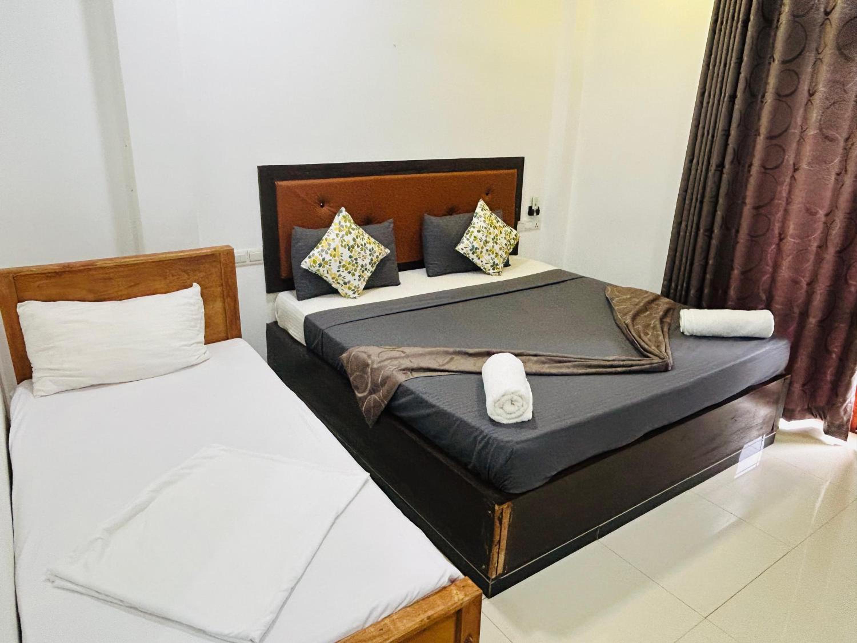 Deluxe Triple Room photo 2