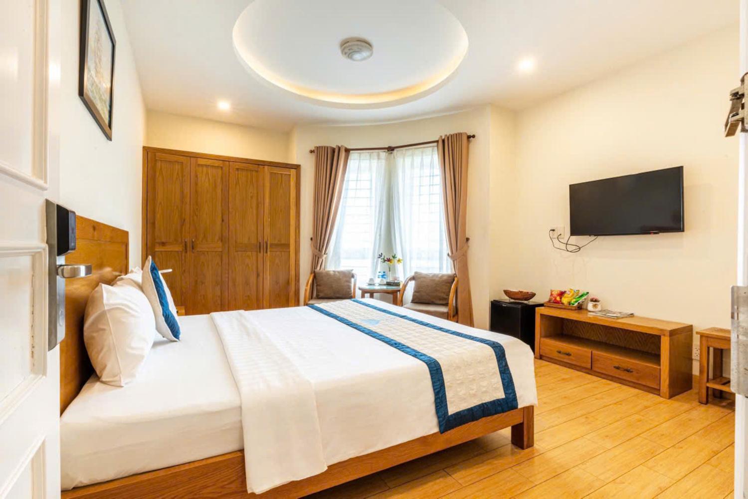 Suite with City View