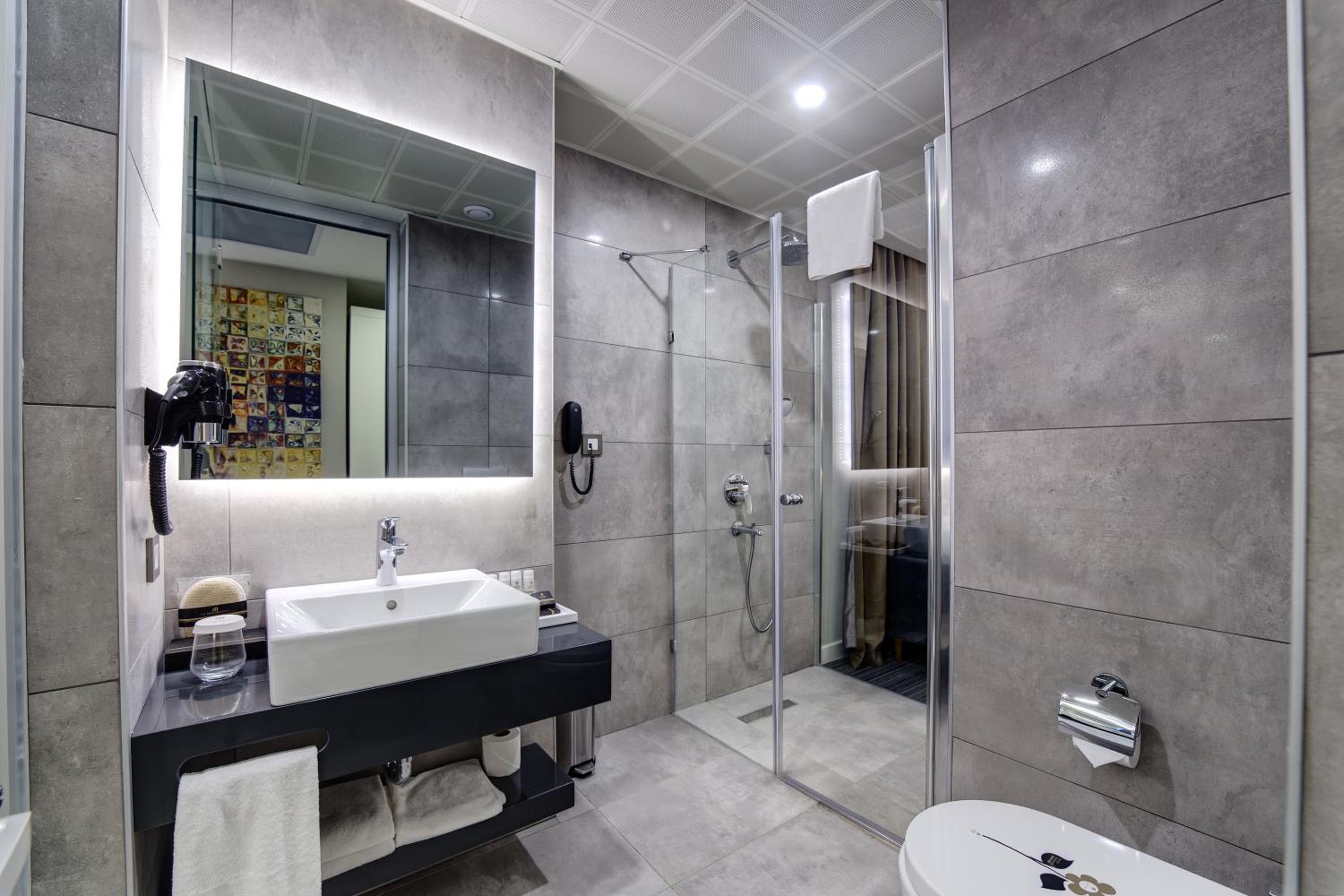 Executive King Suite photo 2
