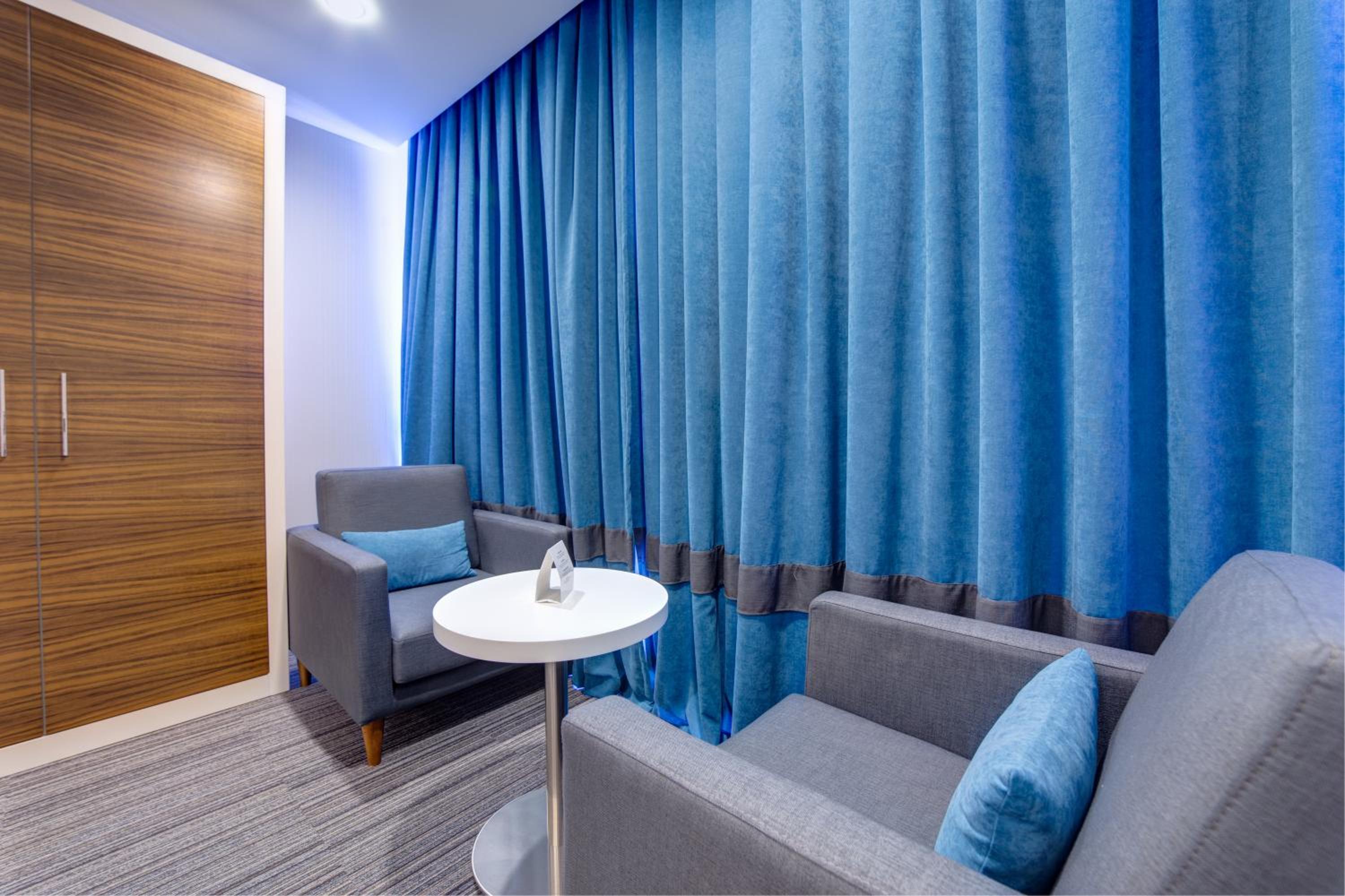Superior Triple Room photo 3
