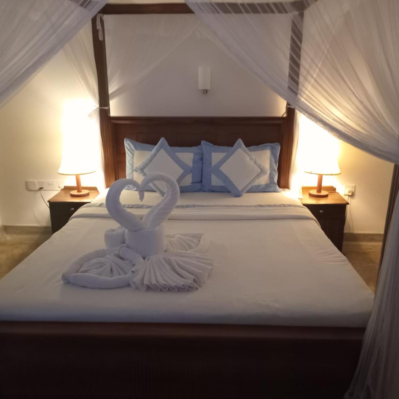 Deluxe Double Room with Garden View and Balcony photo 1