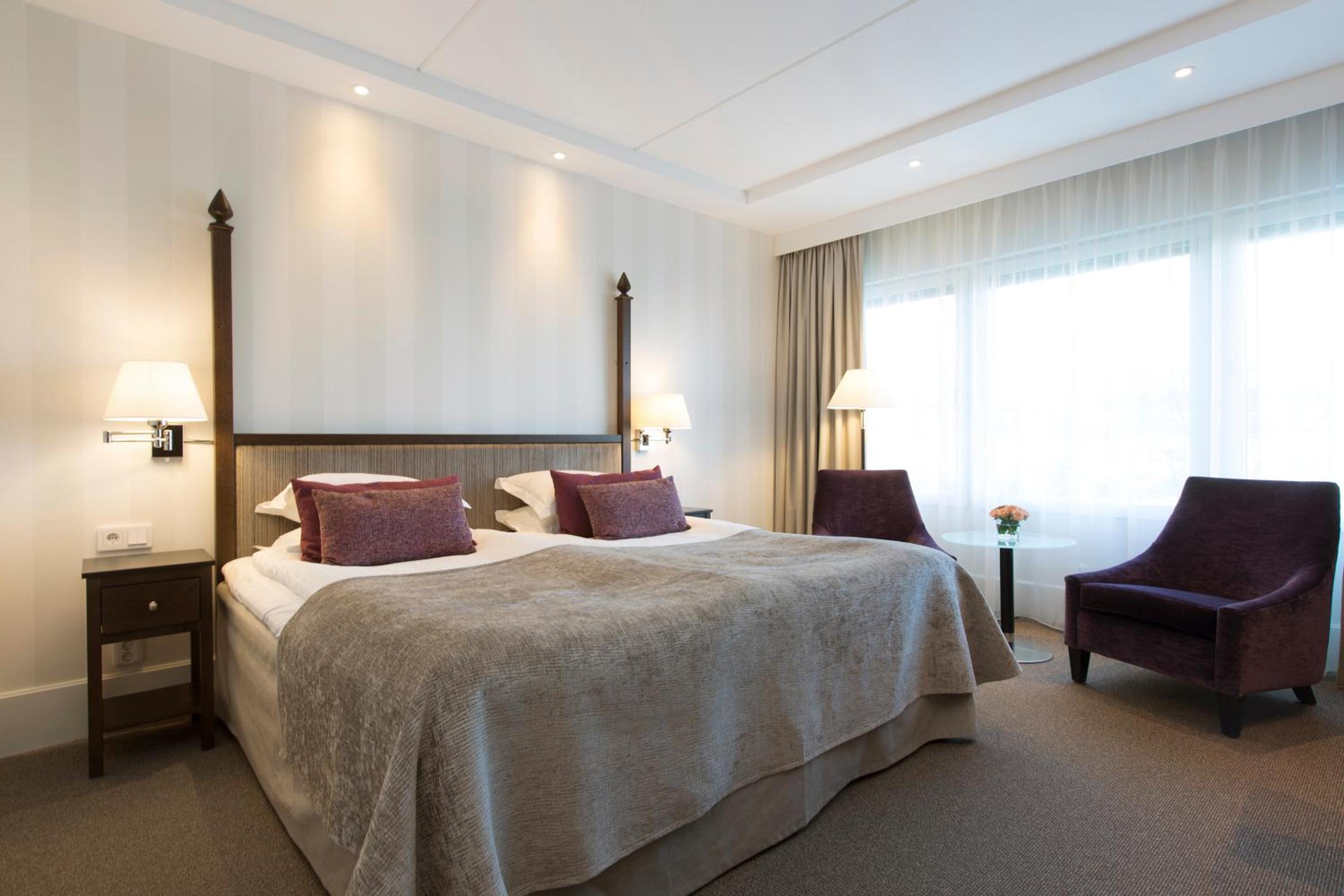 Deluxe Double Room with View - Photo 6