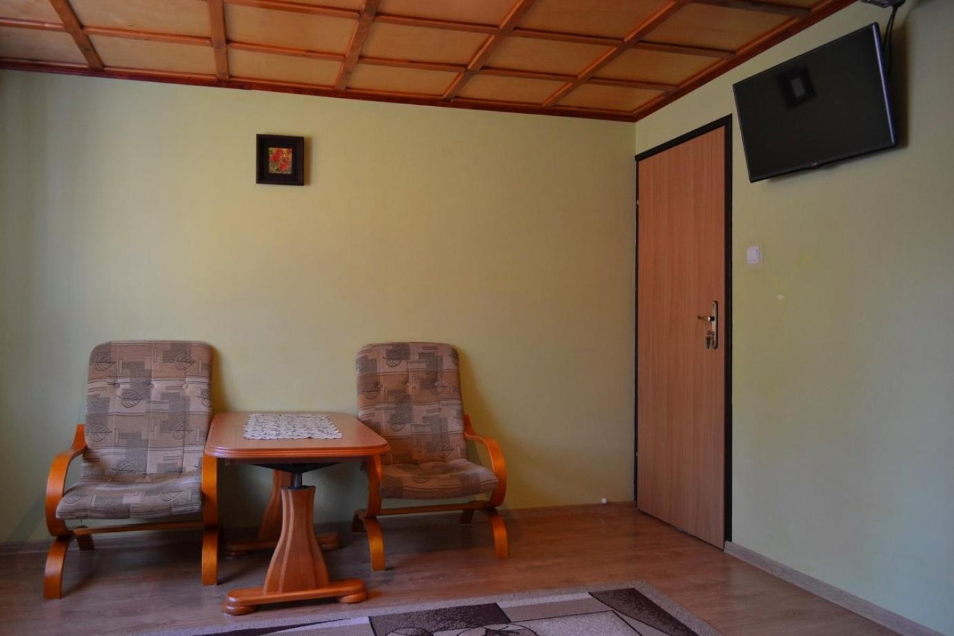 Double Room with Shared Bathroom photo 2