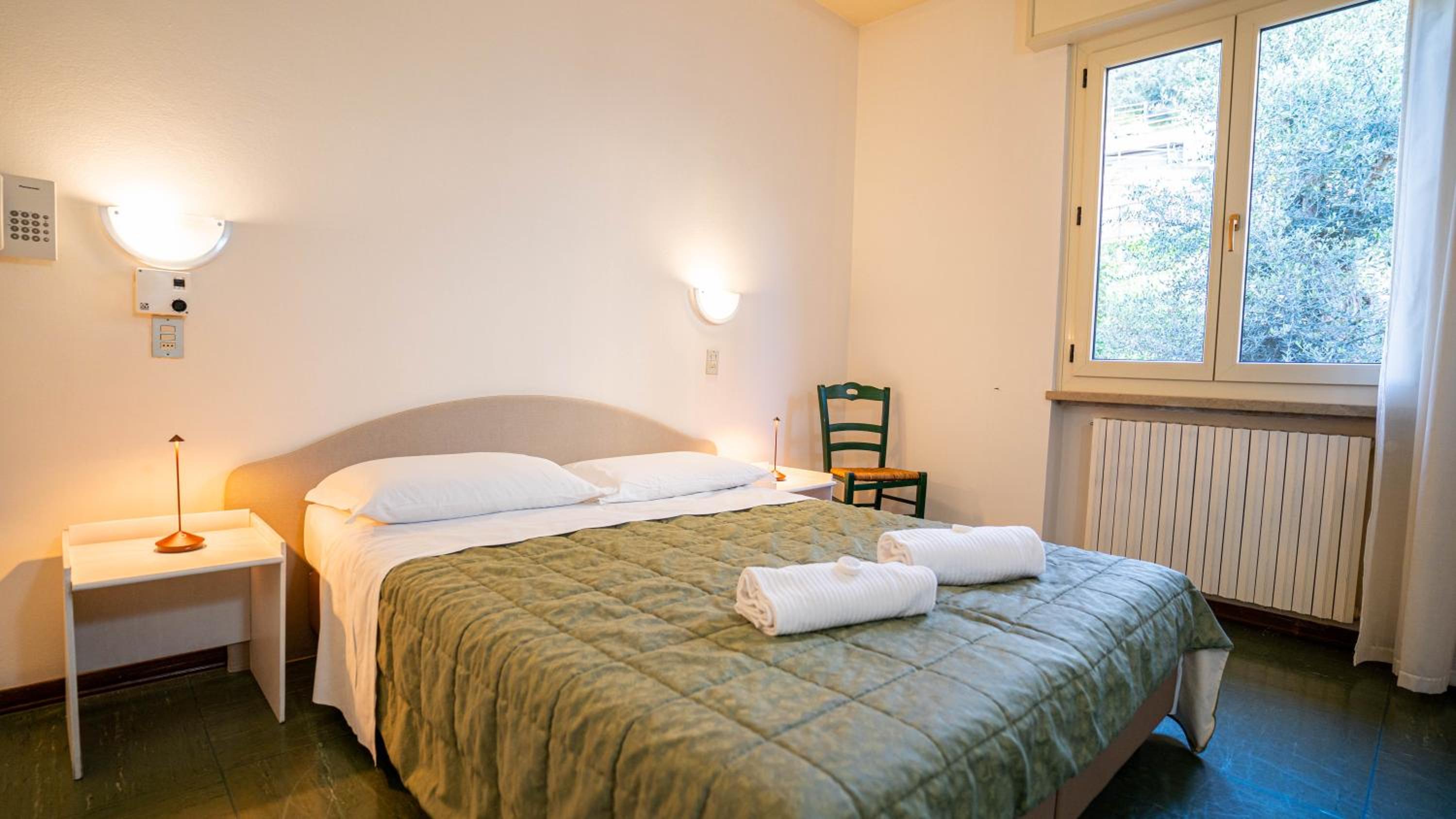 Economy Double or Twin Room photo 2