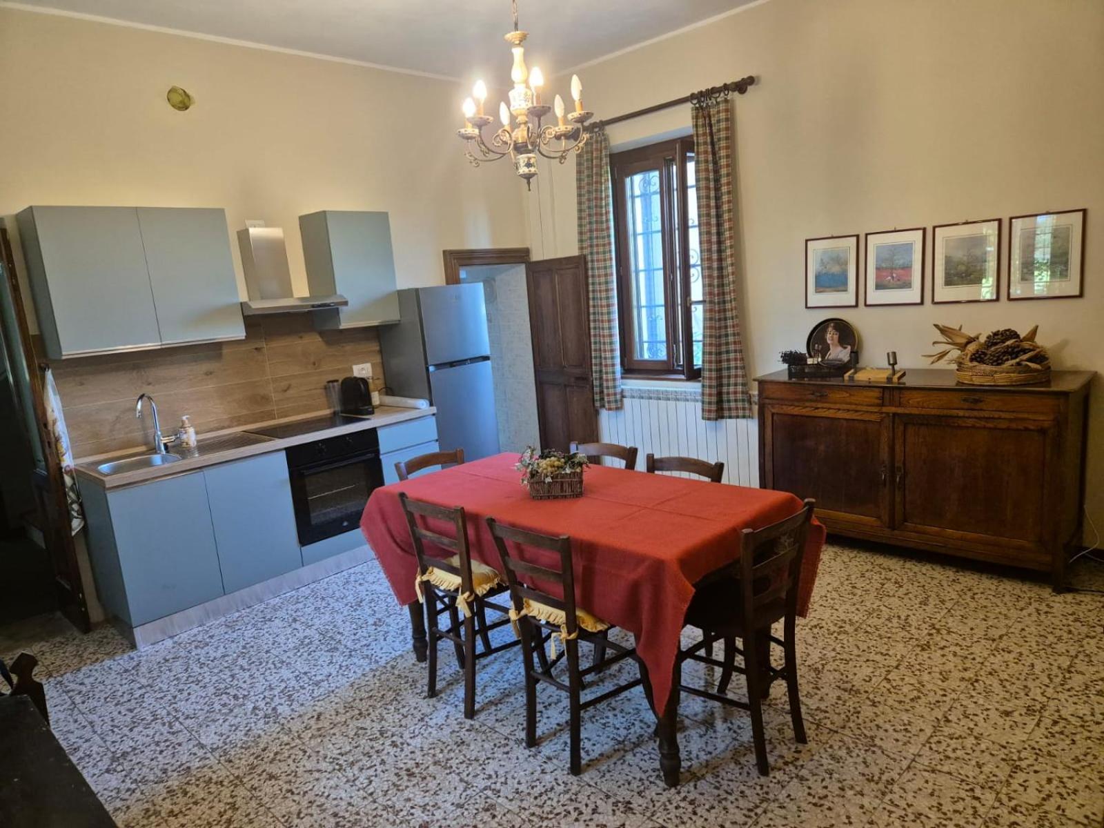 Maisonette photo 1