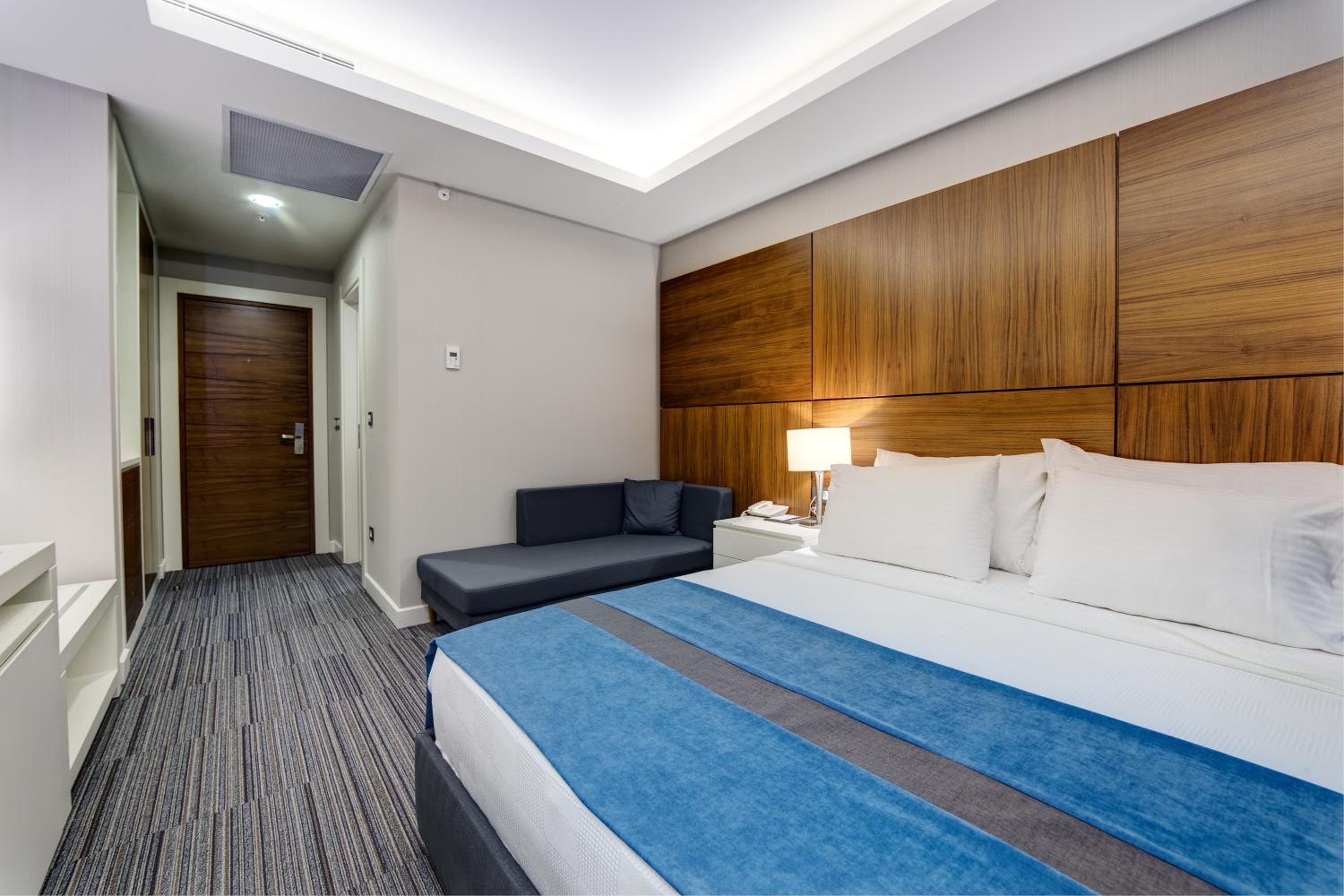 Standard Room photo 1