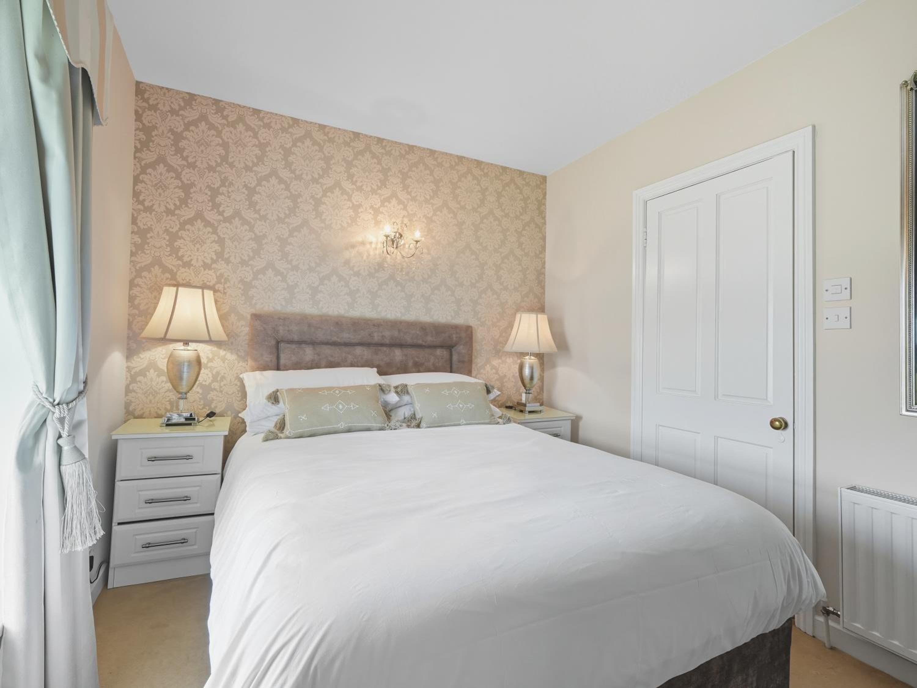 Double Room - Photo 4