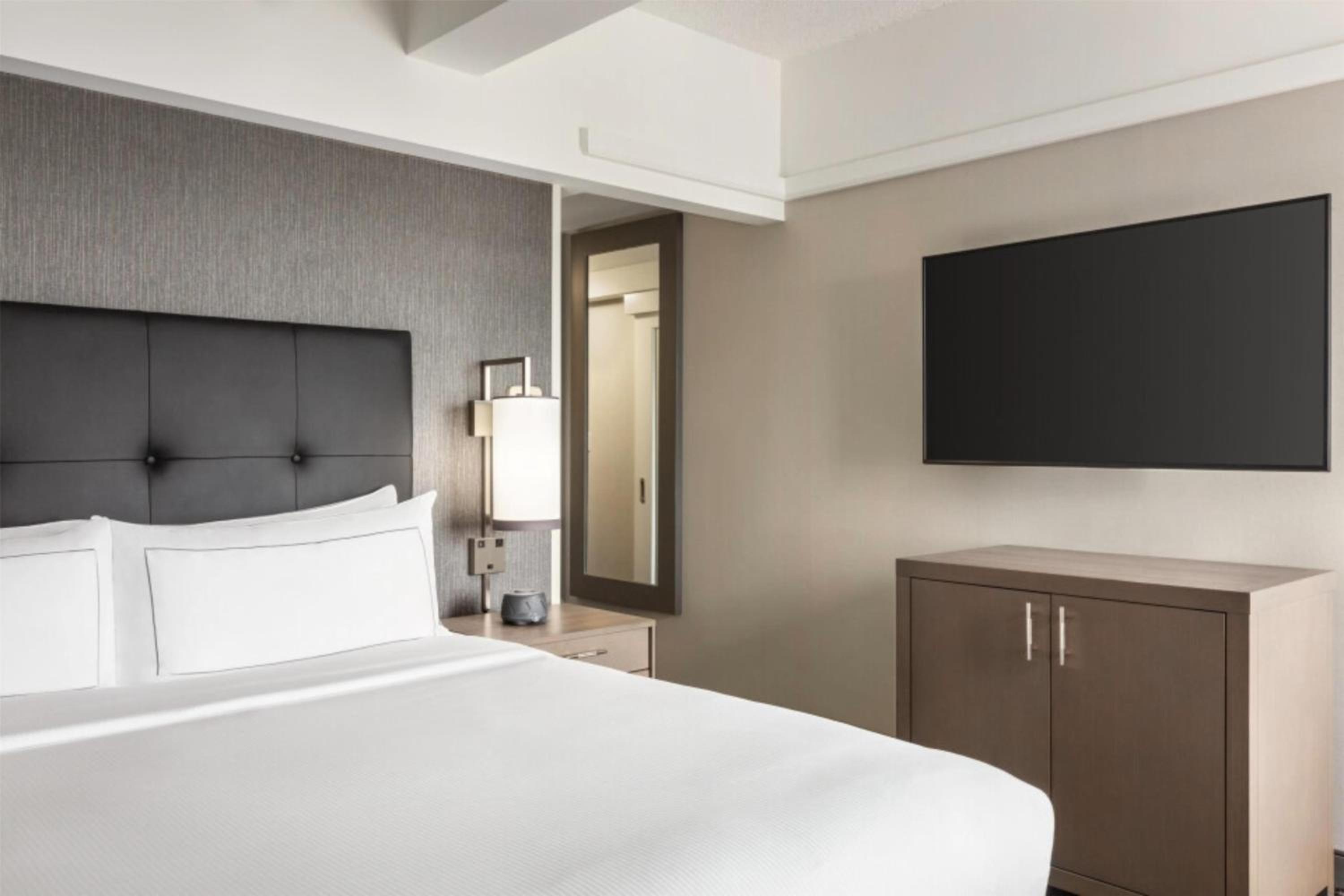 Petite King Room - Photo 2