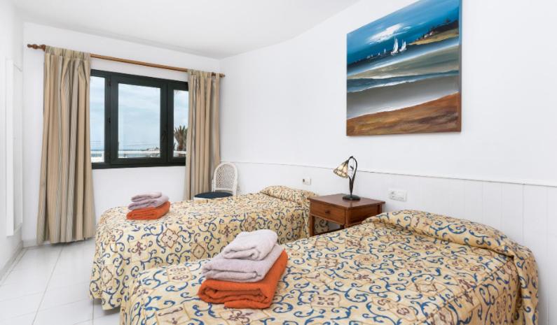 Two-Bedroom Apartment with Sea View photo 2