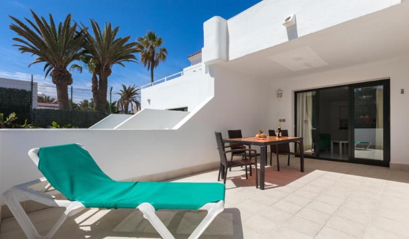 One-Bedroom Apartment with Garden View photo 2