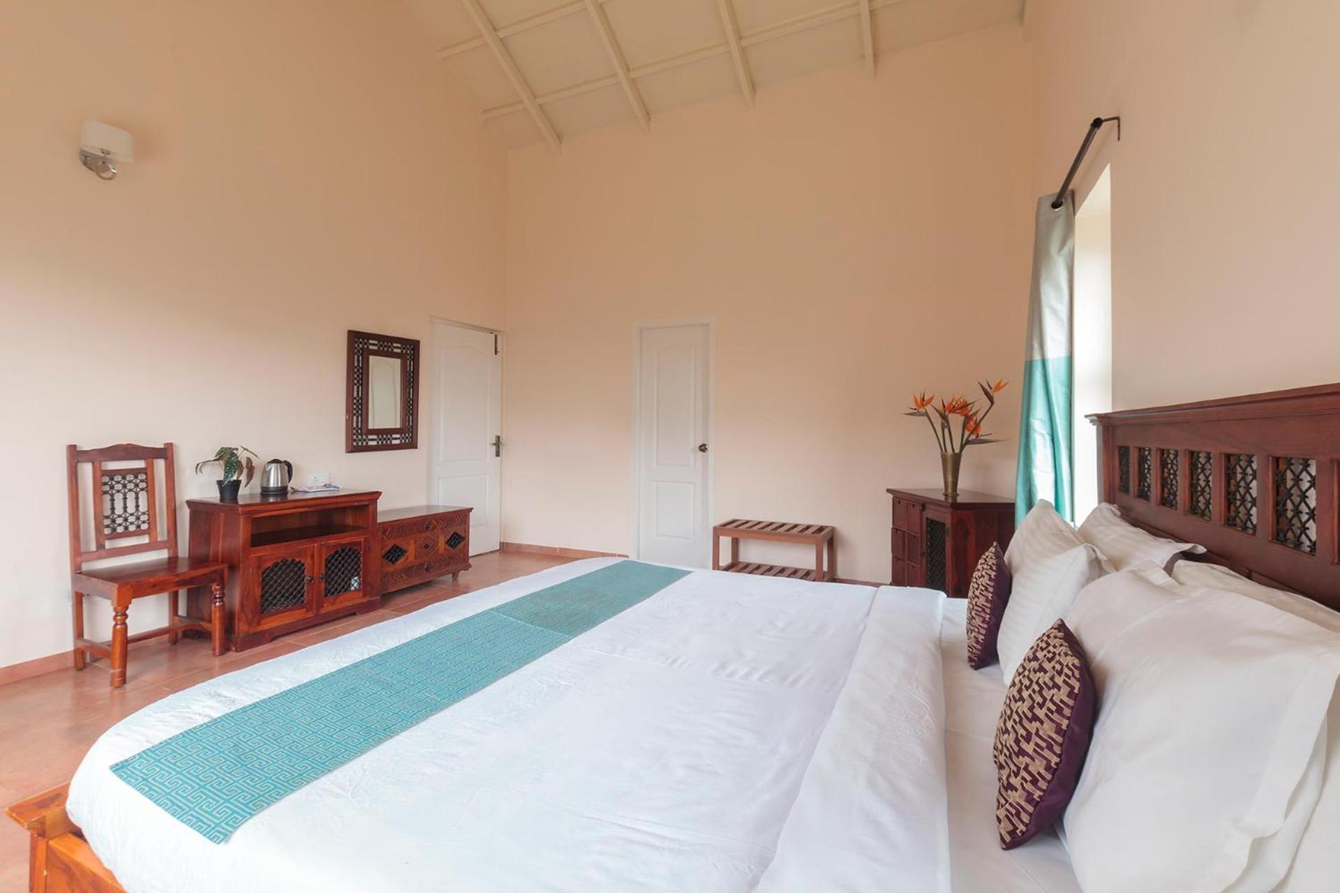 King Room with Mountain View photo 3